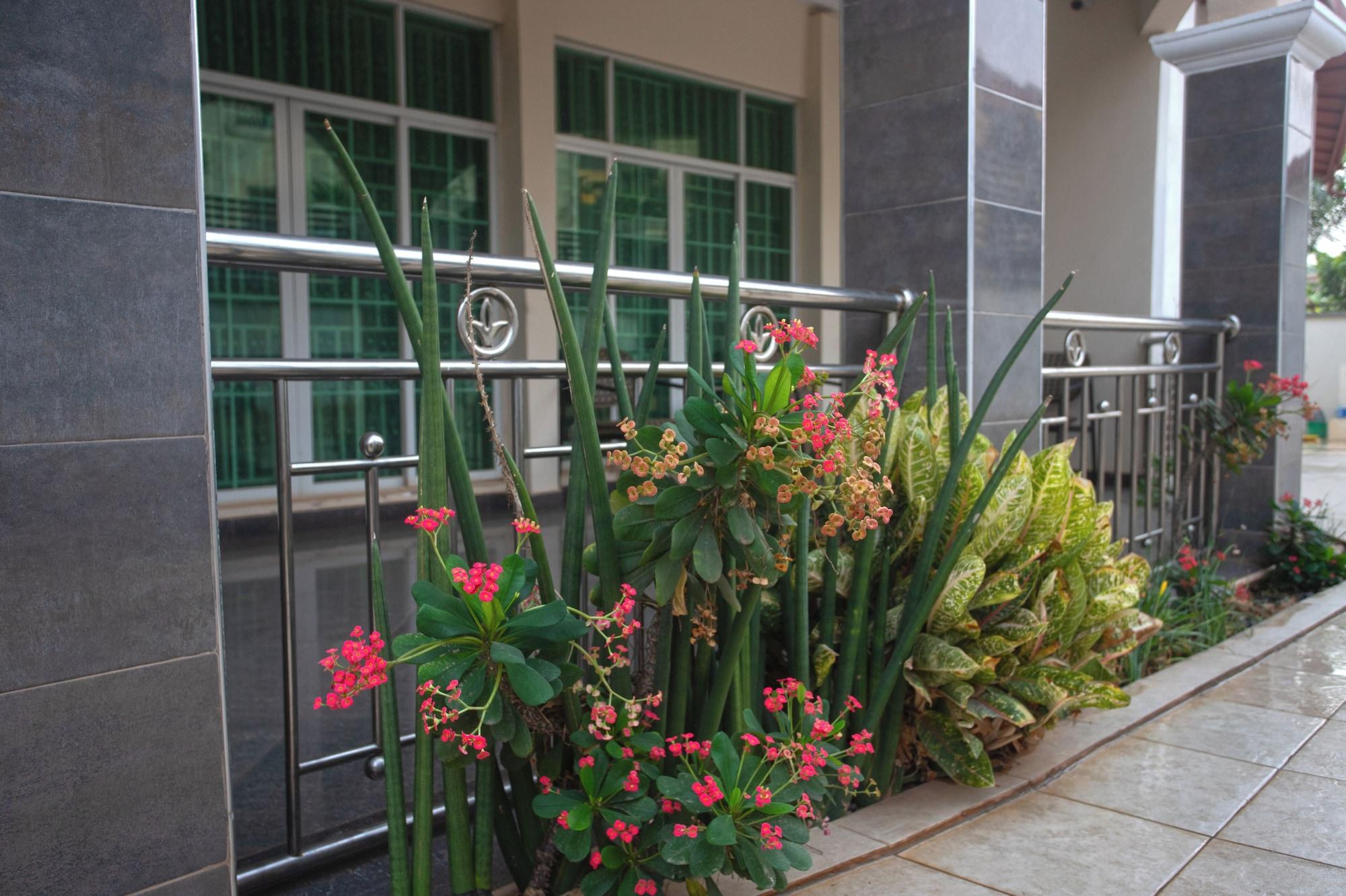 Vista Exterior Labev Hotel