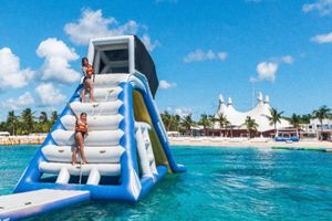 Actividad - Club de playa con buffet, barra libre y mas