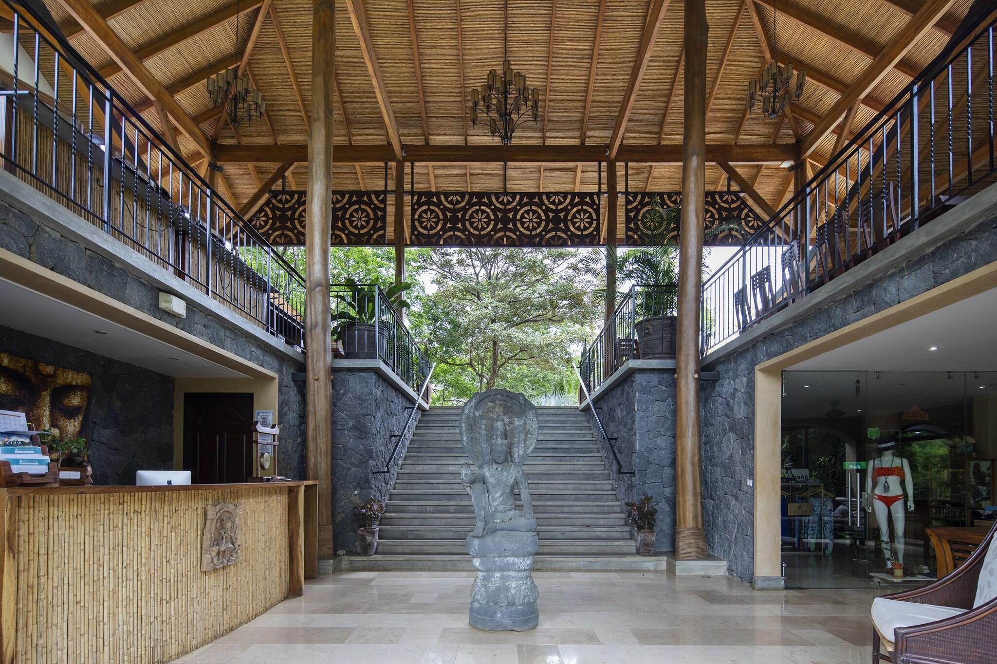 Vista Lobby Bodhi Tree Yoga Resort
