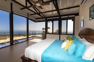 Alquiler Vacacional - Casa Bendecida – The Blessed House in the Beautiful Hills of Portalon!