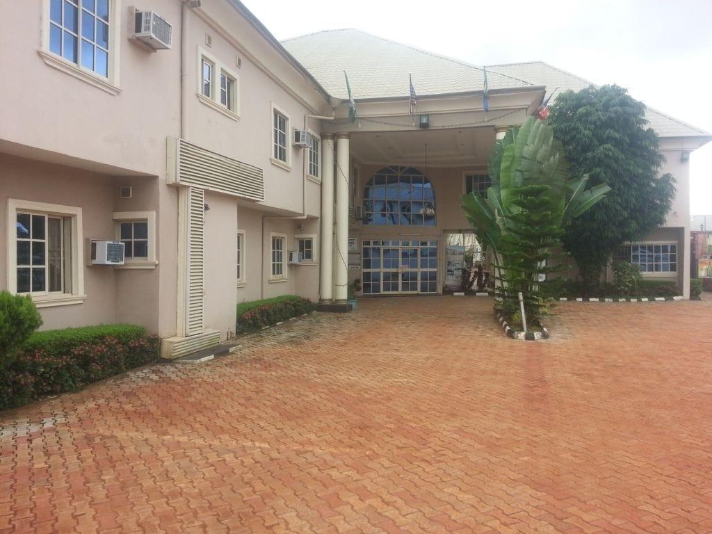 Vista Exterior Definite Destiny Asaba