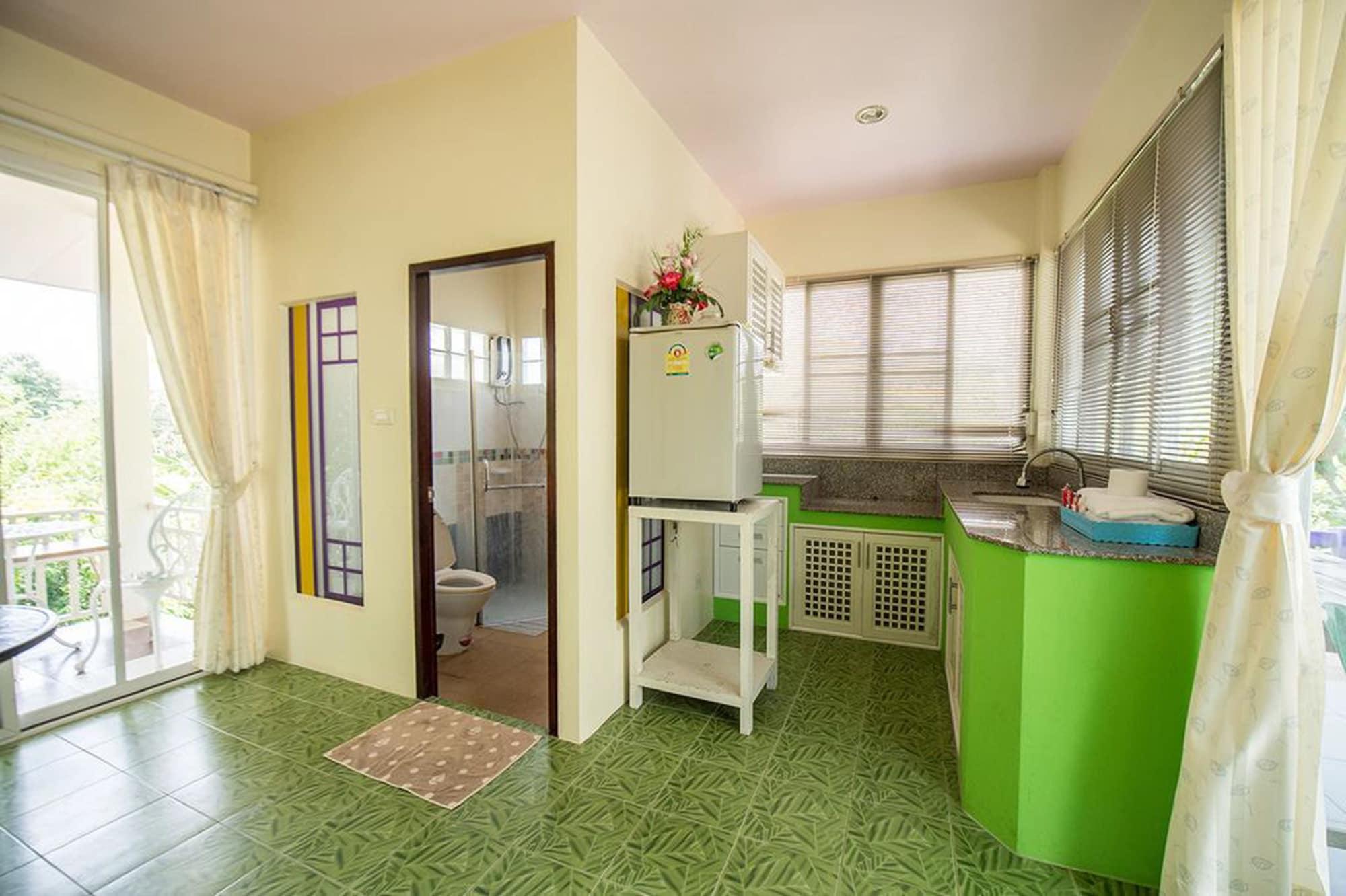 Set de Habitación Poomvarin Resort