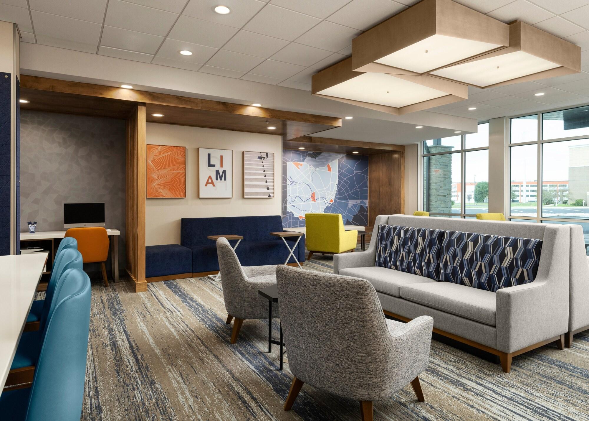 Vista Exterior Holiday Inn Express & Suites Lima by IHG