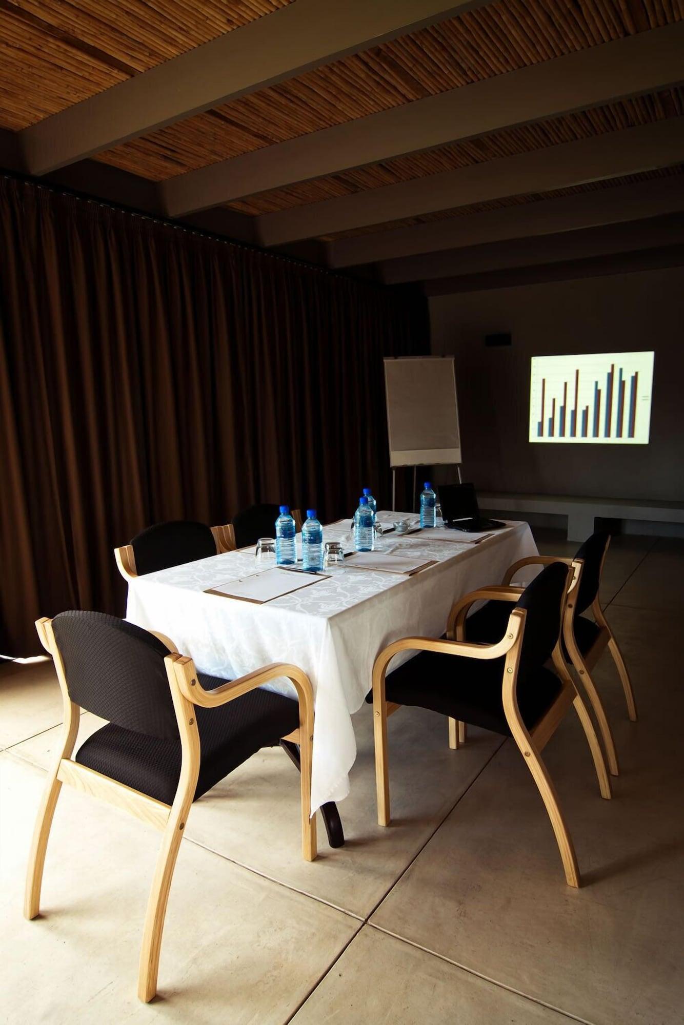 Sala de Reuniones Gaikou Lodge