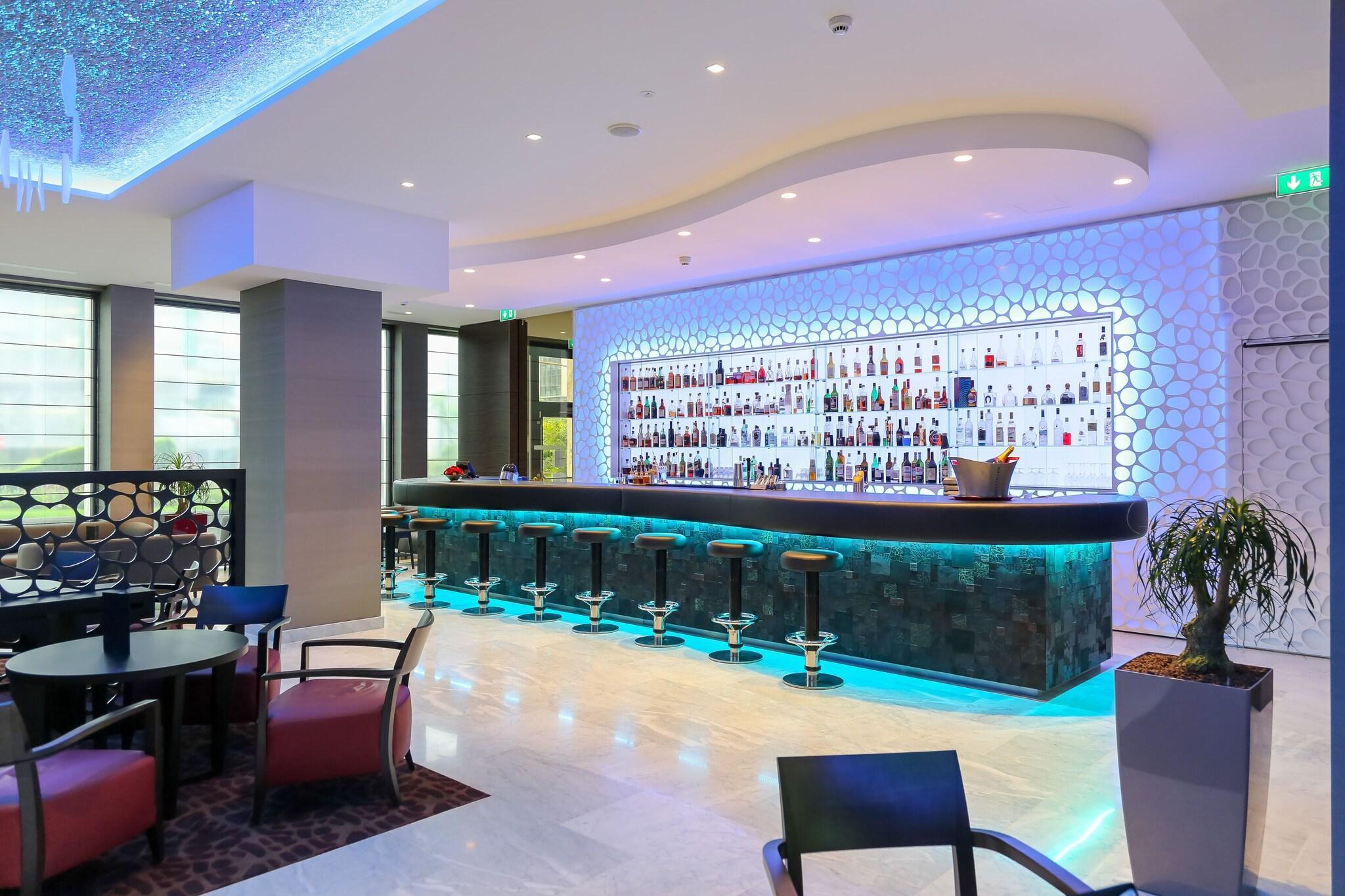 Bar/Salón Le Royal Hotels & Resorts