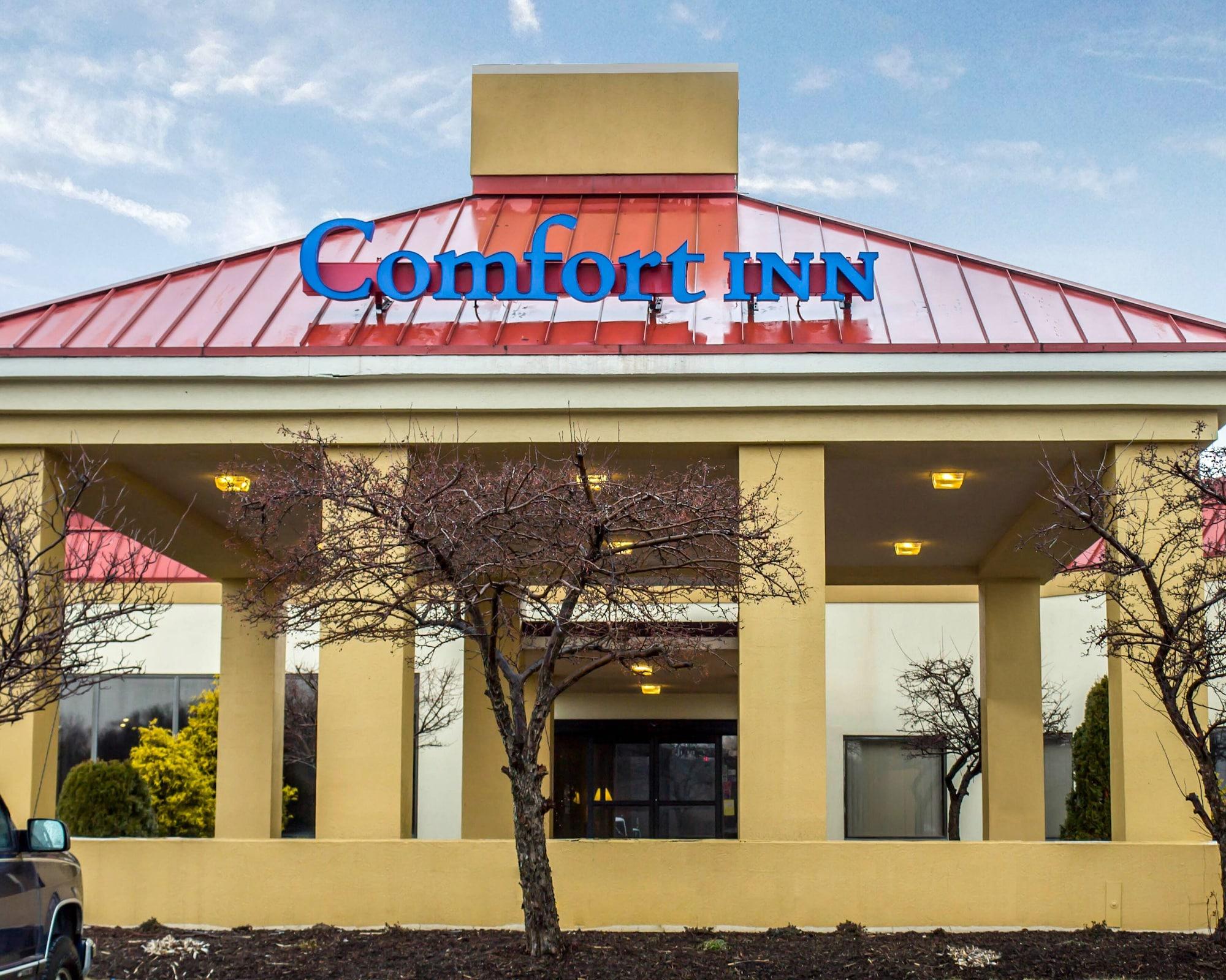 Vista Exterior Comfort Inn Alliance