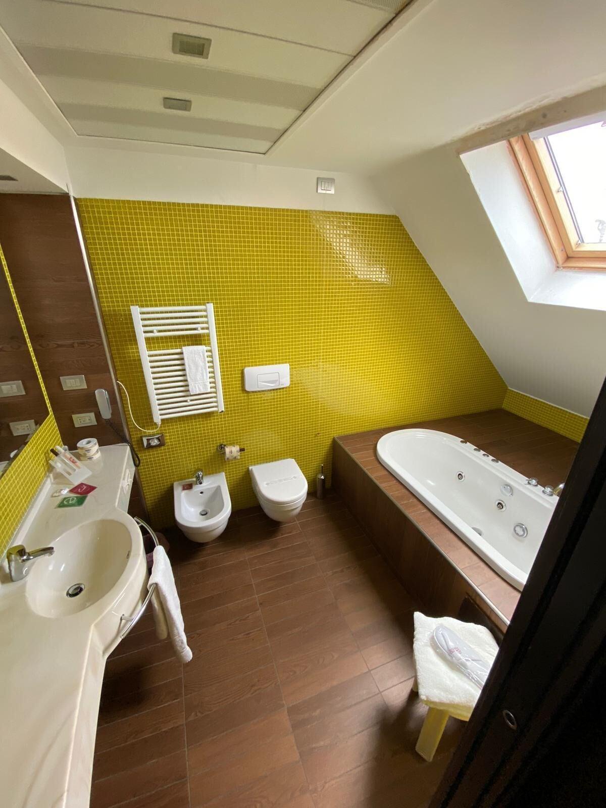 Equipamiento de Habitación èHotel