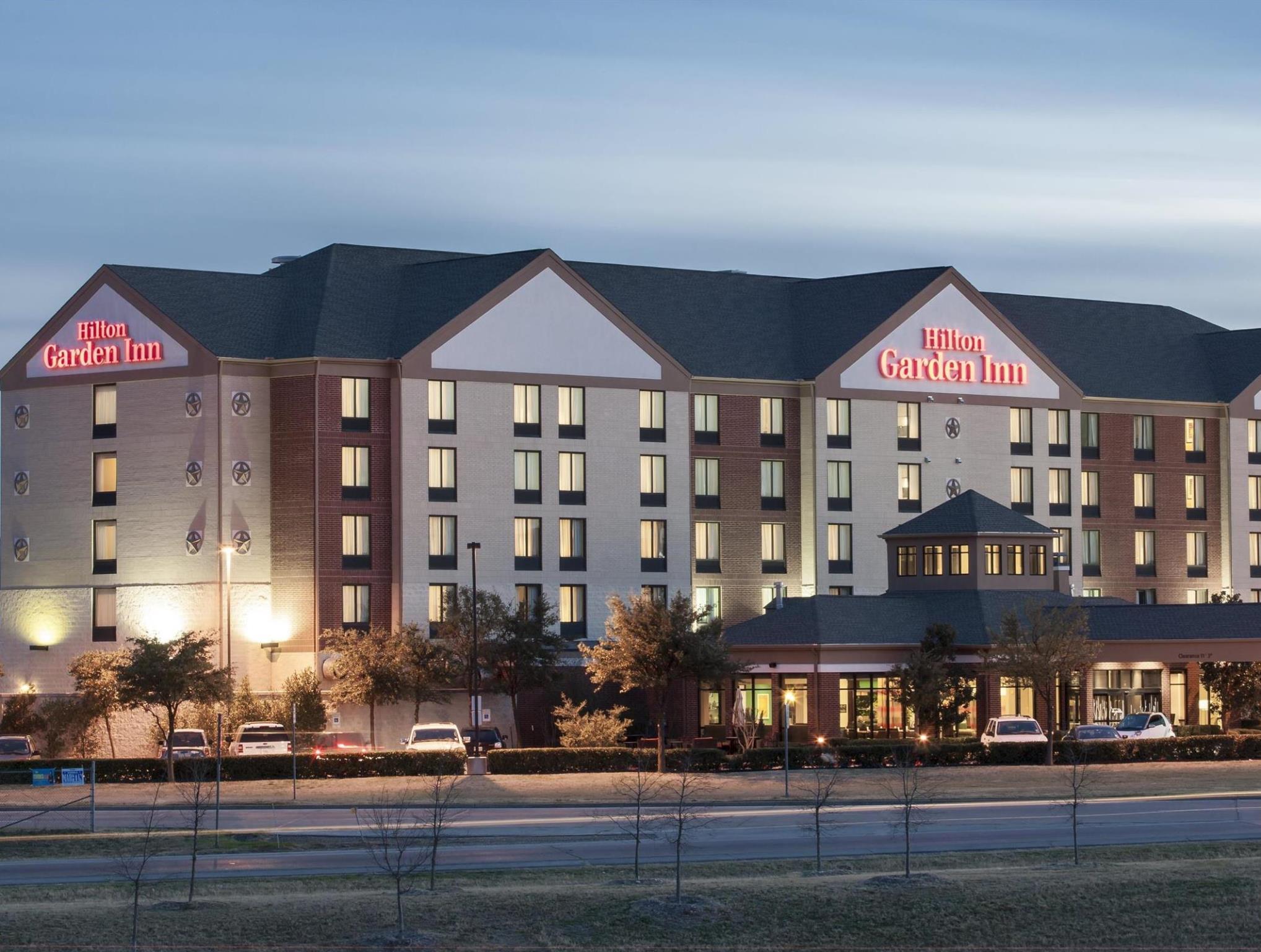 Vista Exterior Hilton Garden Inn Dallas/Duncanville