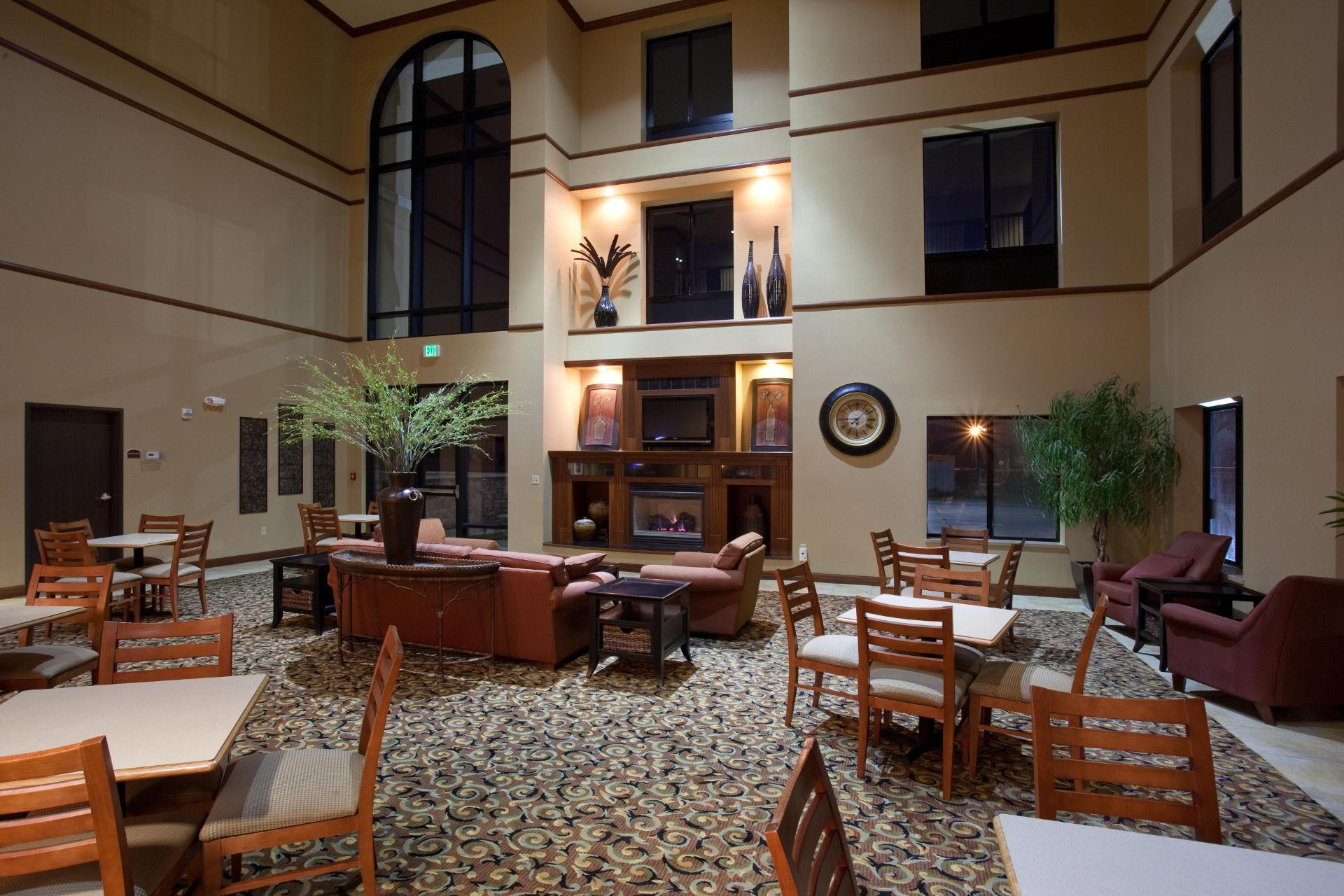 Vista Lobby Comfort Inn & Suites Goodland