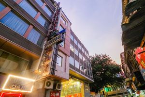 Alojamiento - Hotel Krishna Plaza