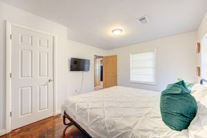 Alquiler Vacacional - Workers Haven - Pet Friendly- Patio - Fiber Wi-Fi - King Bed