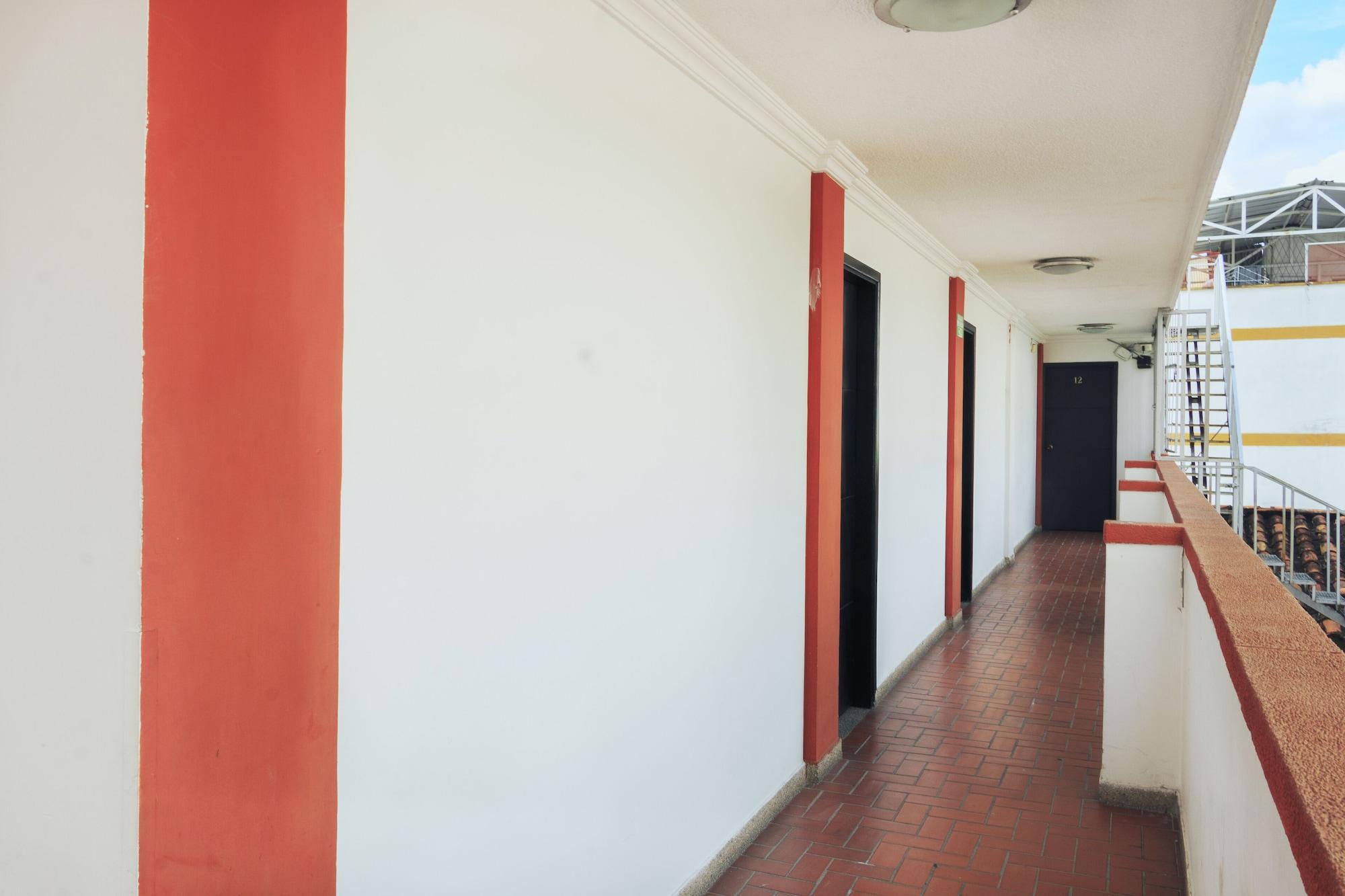 Varios Hotel Balmoral