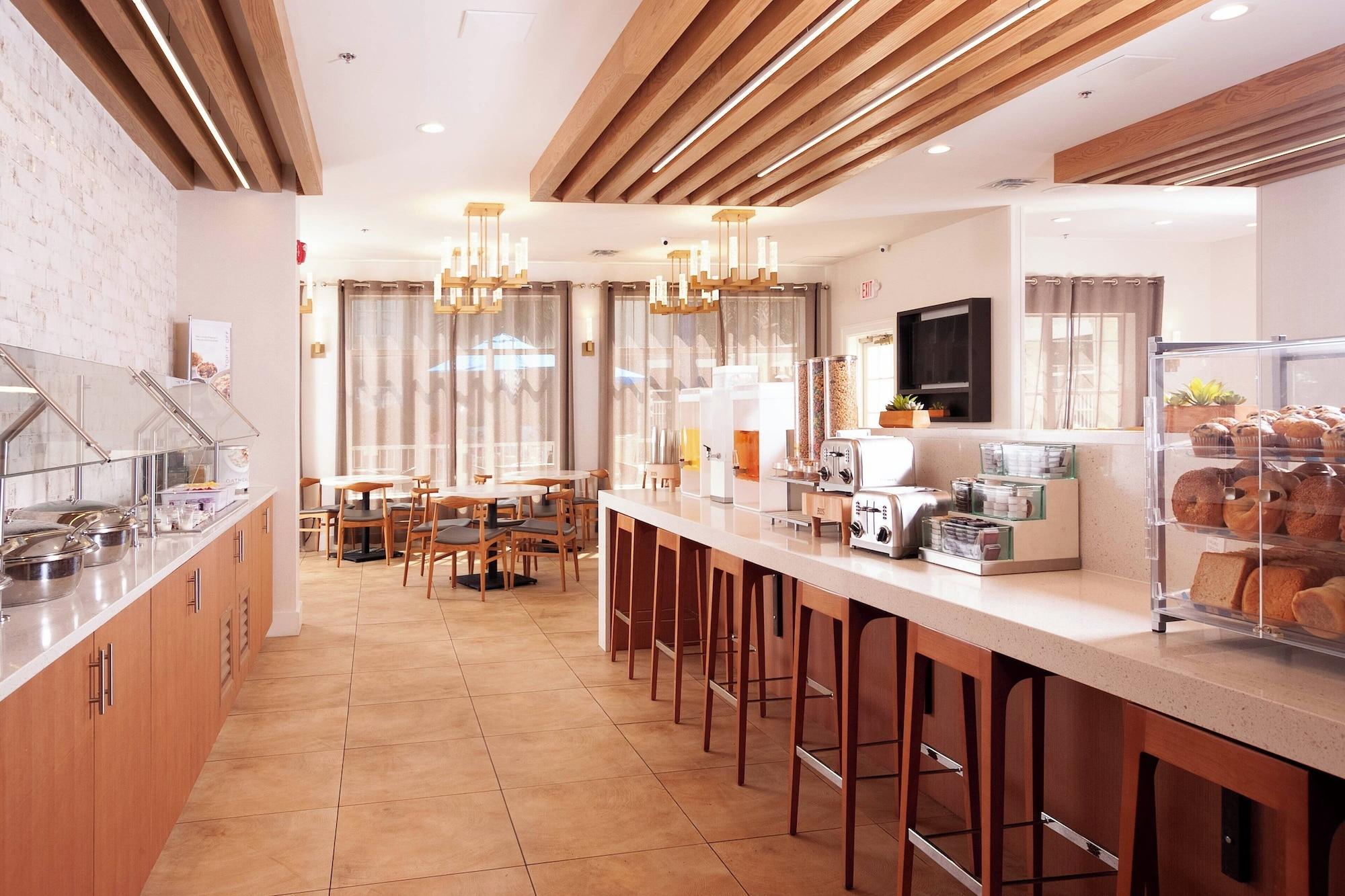 Restaurant Residence Inn Charleston Riverview