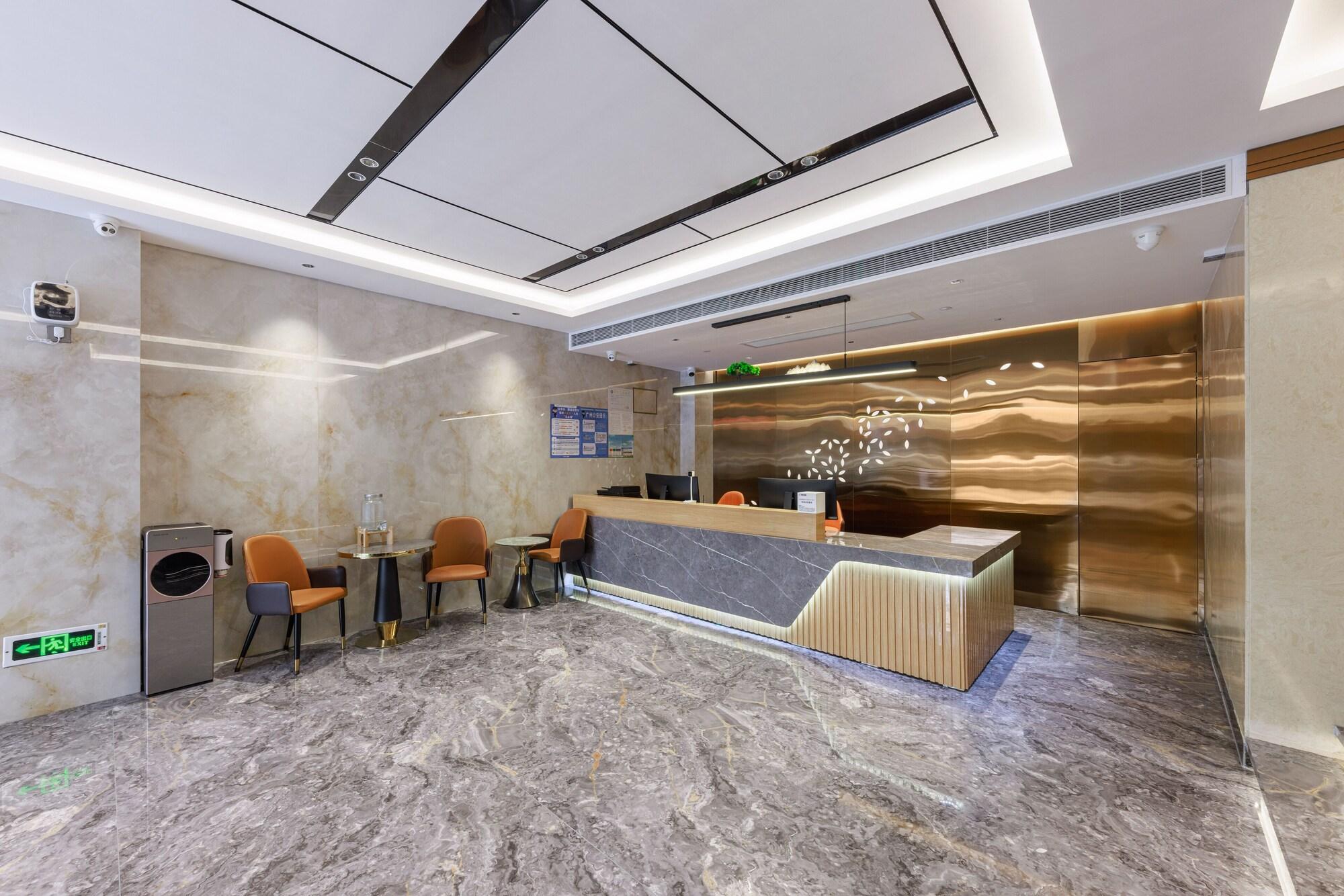 Vista Lobby Ya Chen Hotel