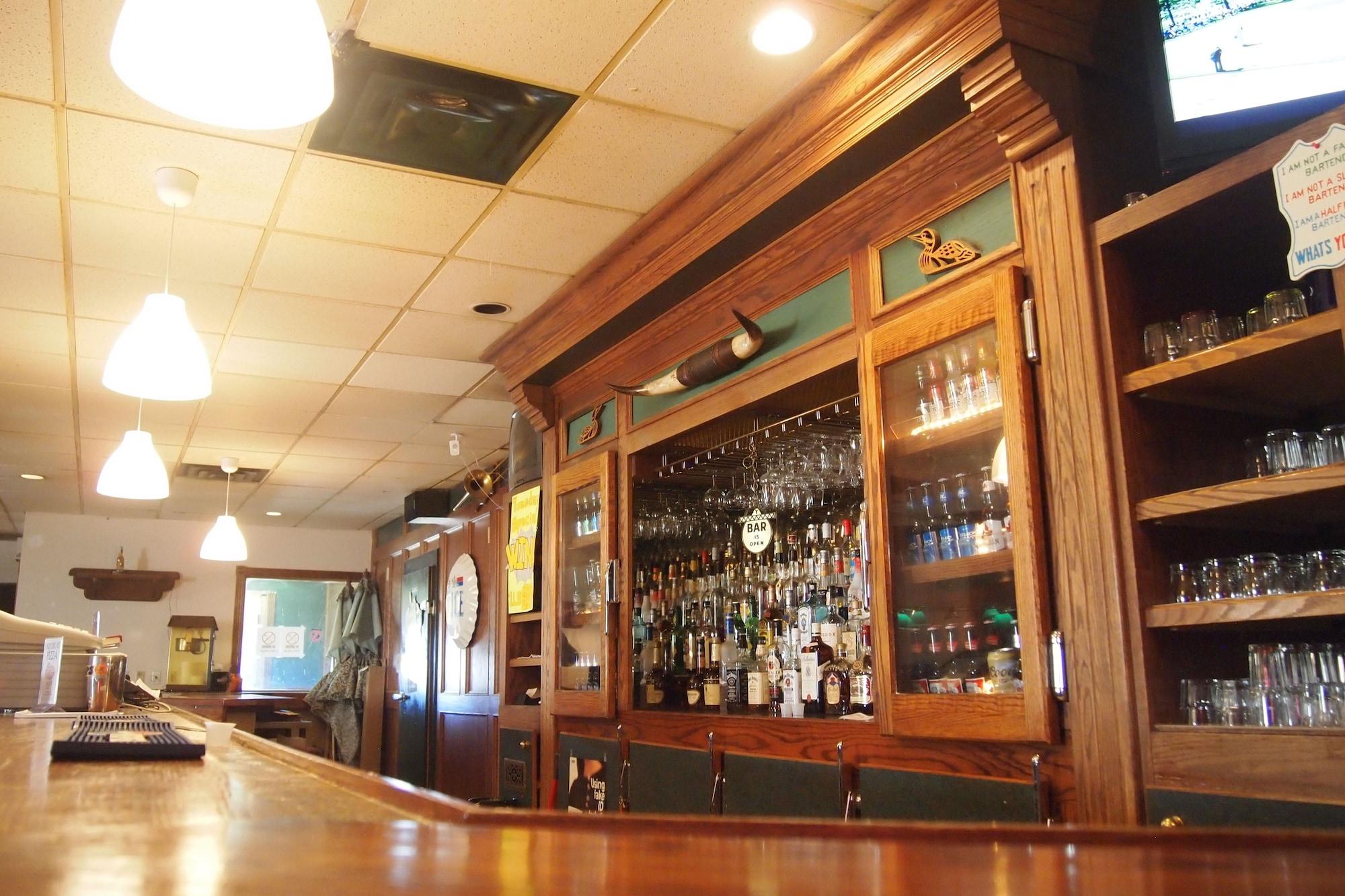 Bar/Salón Moosomin Country Squire Inn