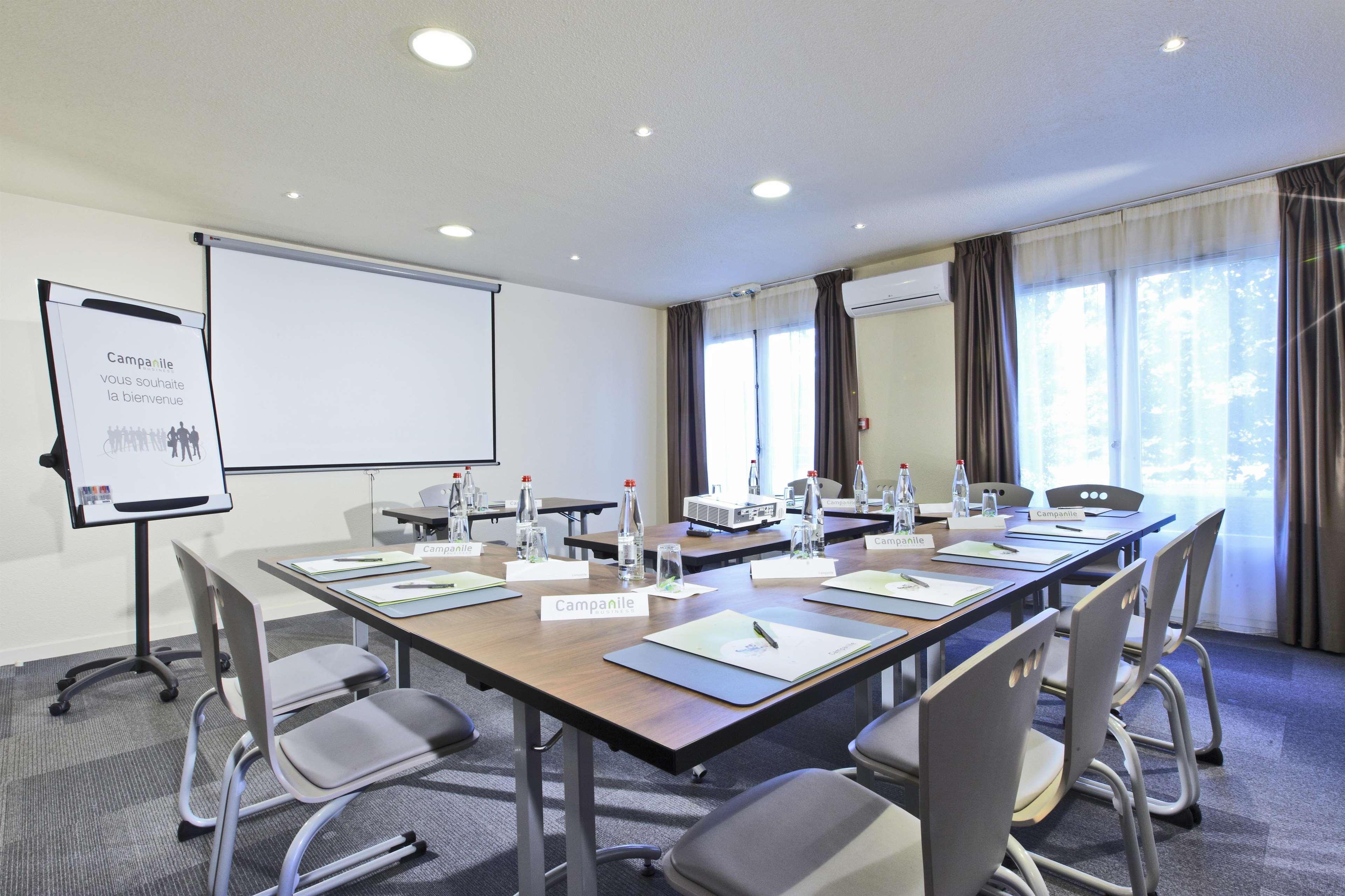 Sala de Reuniones Campanile Chanas