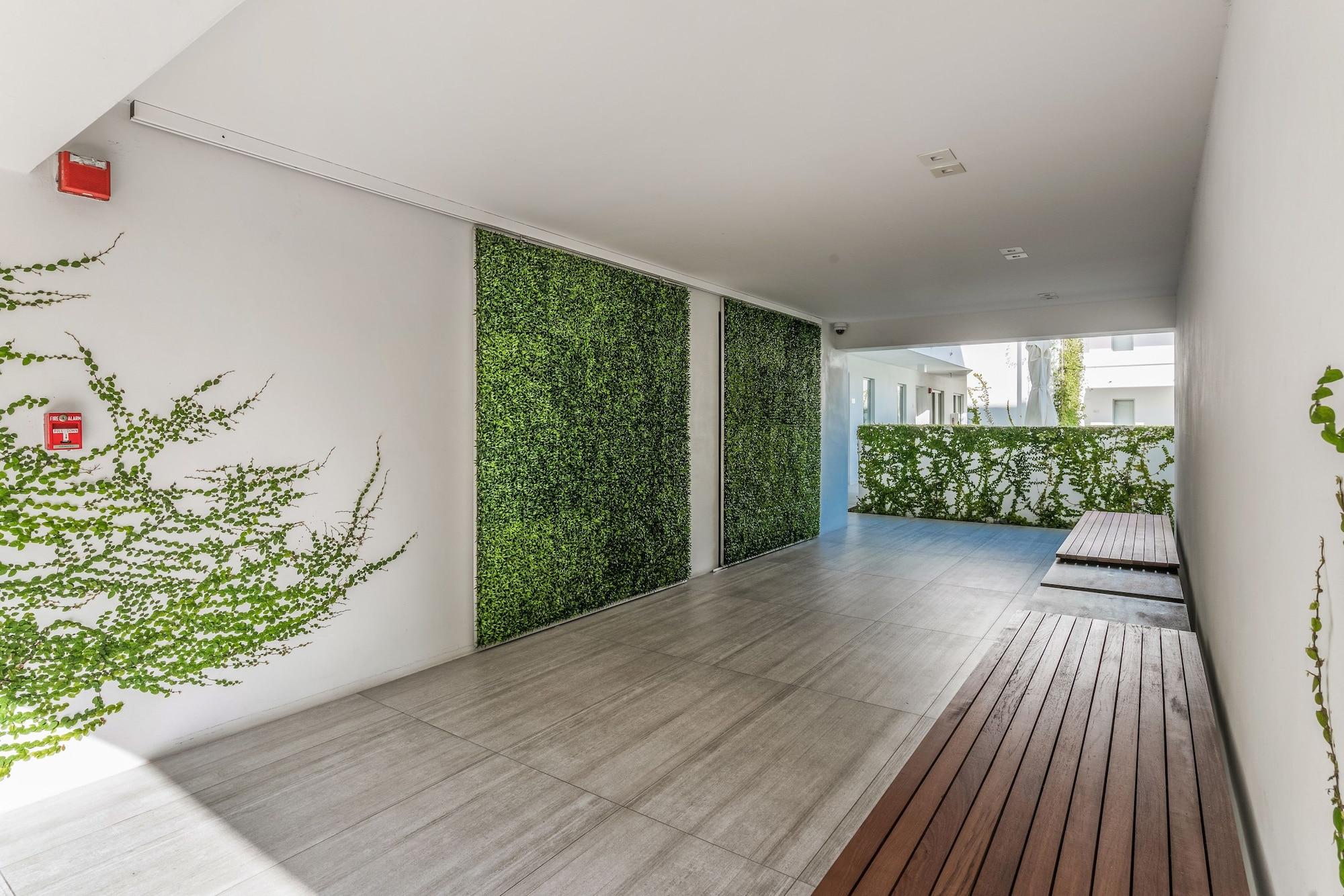 Vista Lobby Beach Haus Key Biscayne
