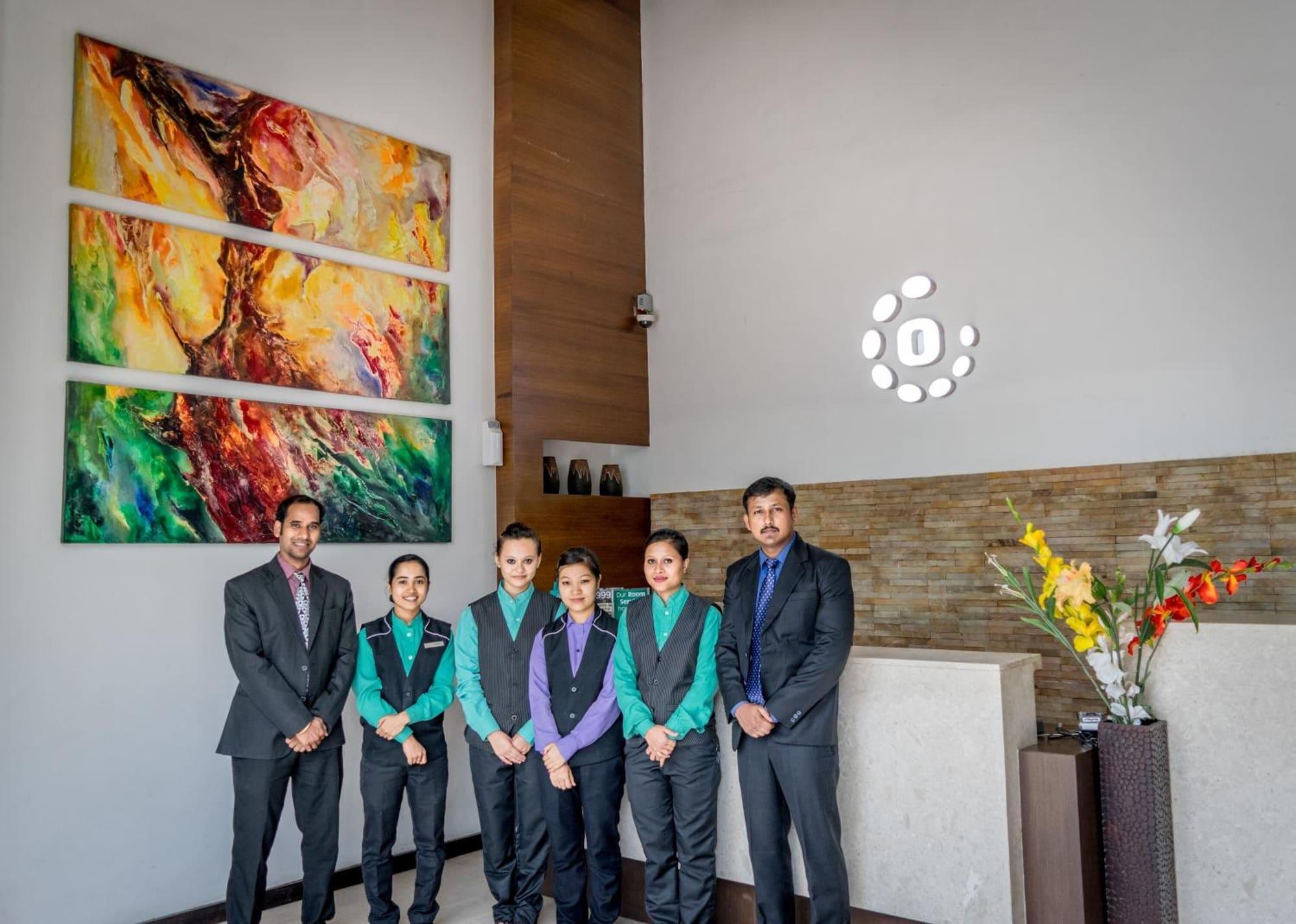 Vista Lobby Octave Suites Residency Rd