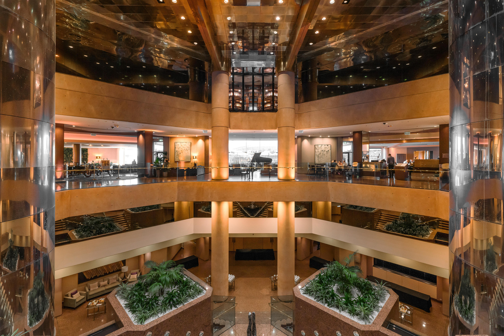 Vista Lobby InterContinental Adelaide by IHG