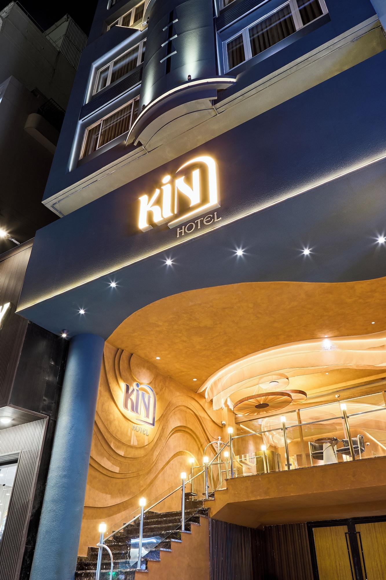 Vista Exterior Kin Hotel Ly Tu Trong