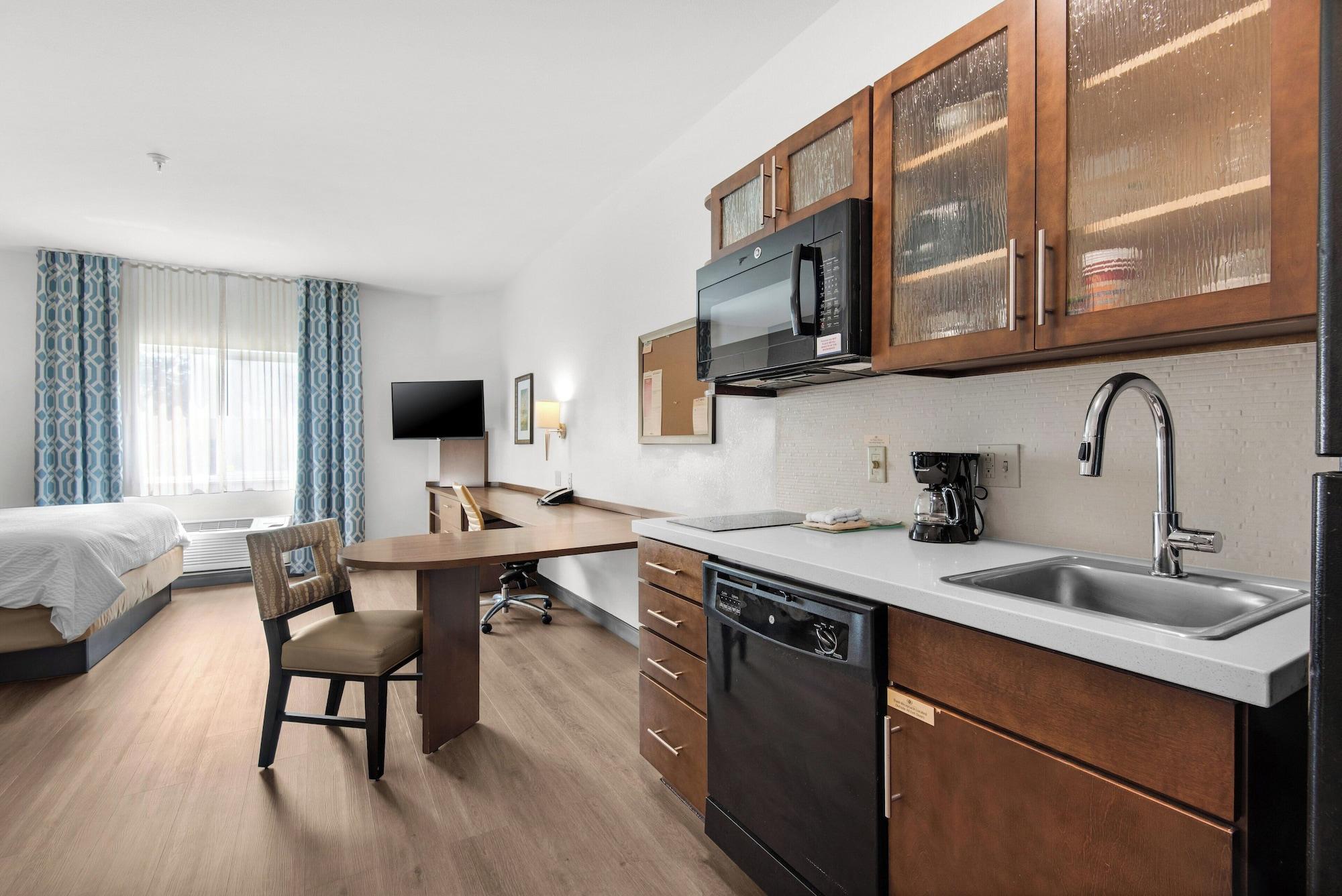 Habitación Candlewood Suites Pensacola - University Area by IHG