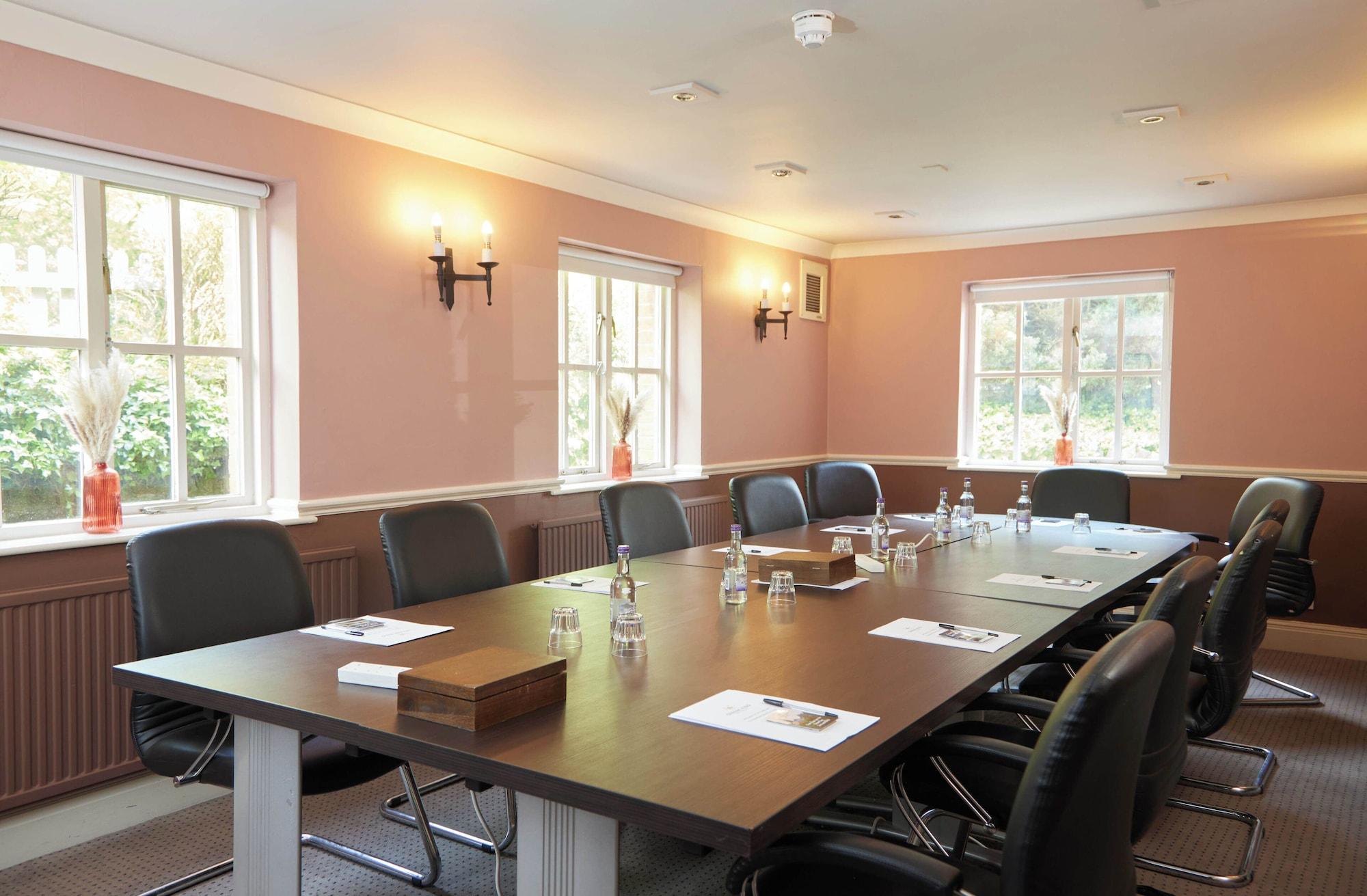 Sala de Reuniones The Fieldhead Hotel by Greene King Inns