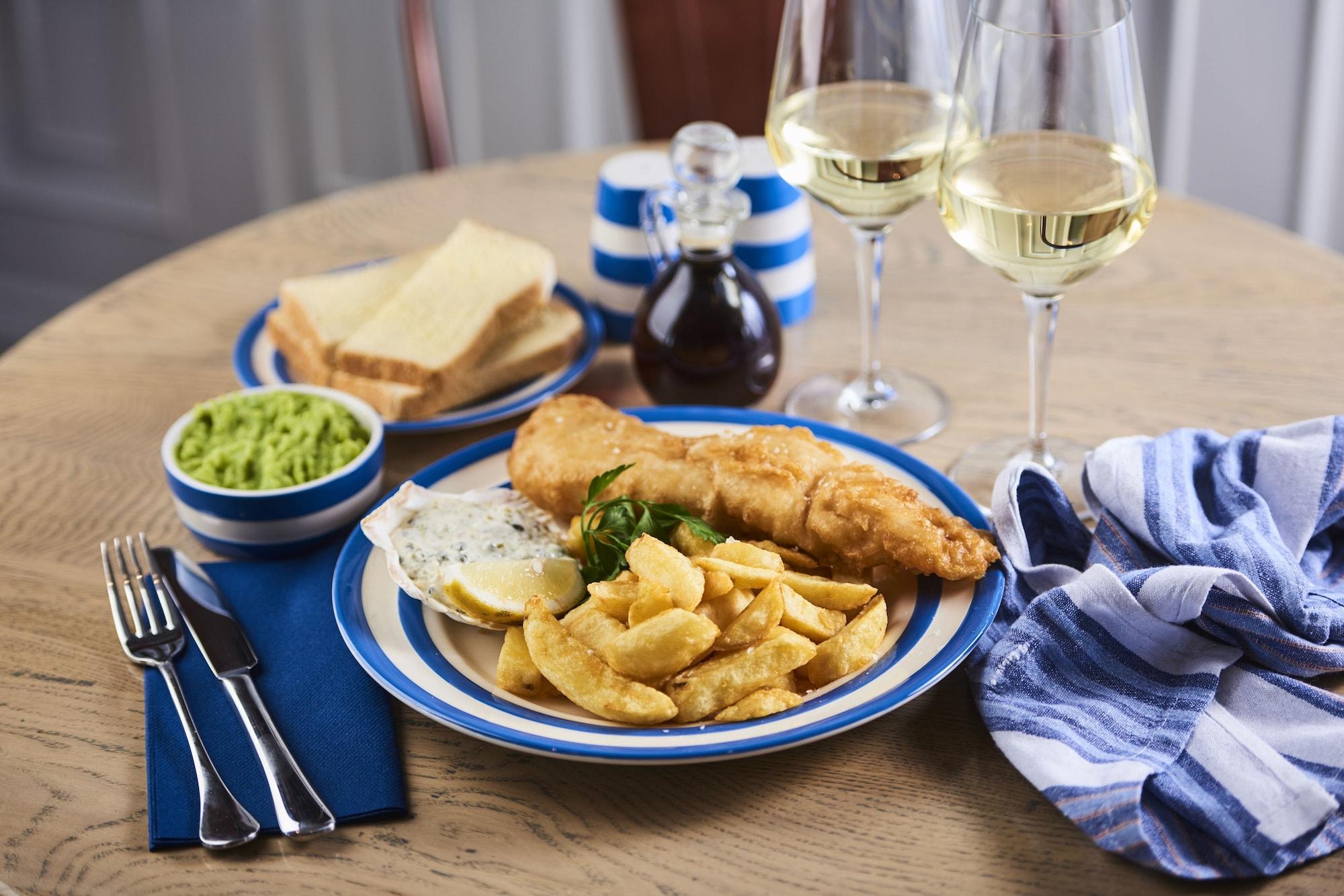 Restaurant Dover Marina Hotel & Spa, Tapestry Collection by Hilton