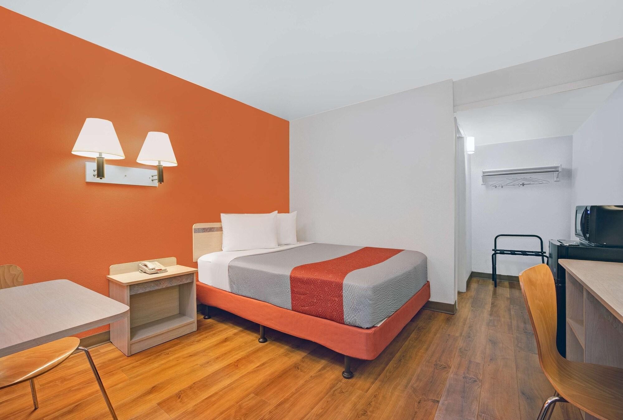 Habitación Motel 6 Troutdale, OR - Portland East