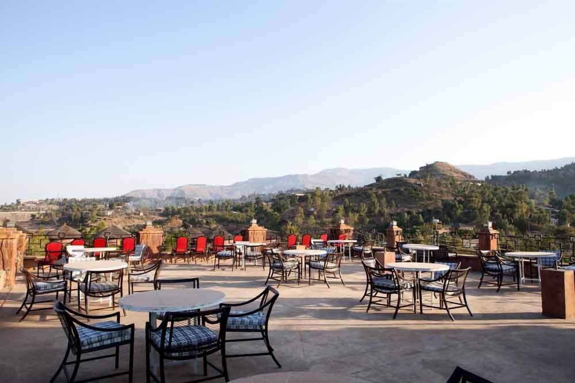 Restaurant Lal Hotel and Spa