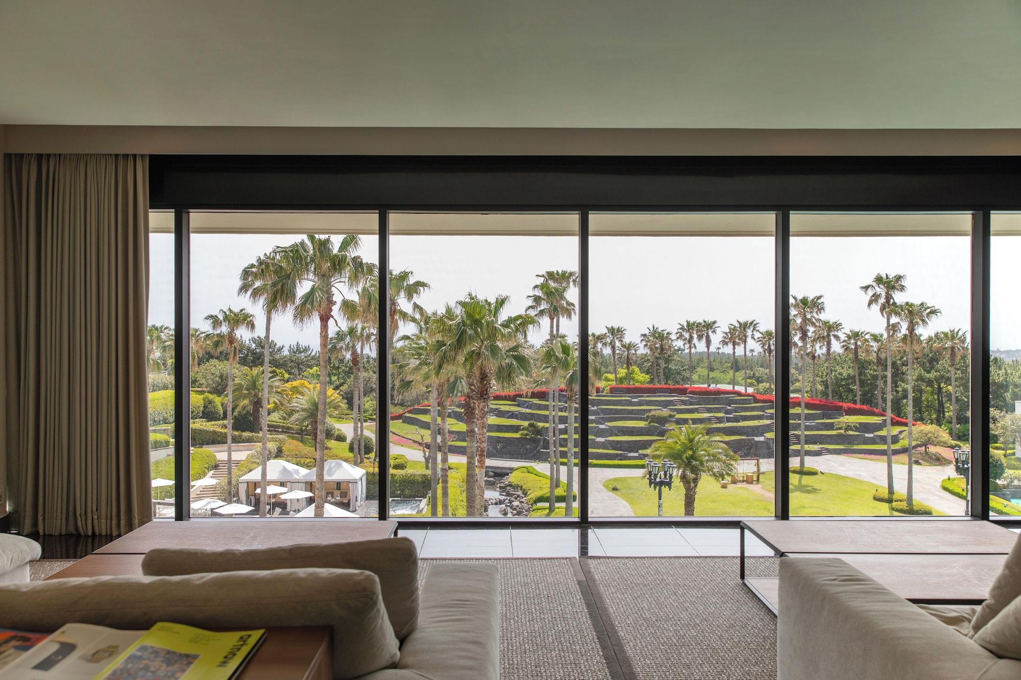 Vista Lobby Grand Josun Jeju