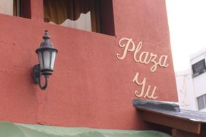Alojamiento - Hostal Plaza Yu