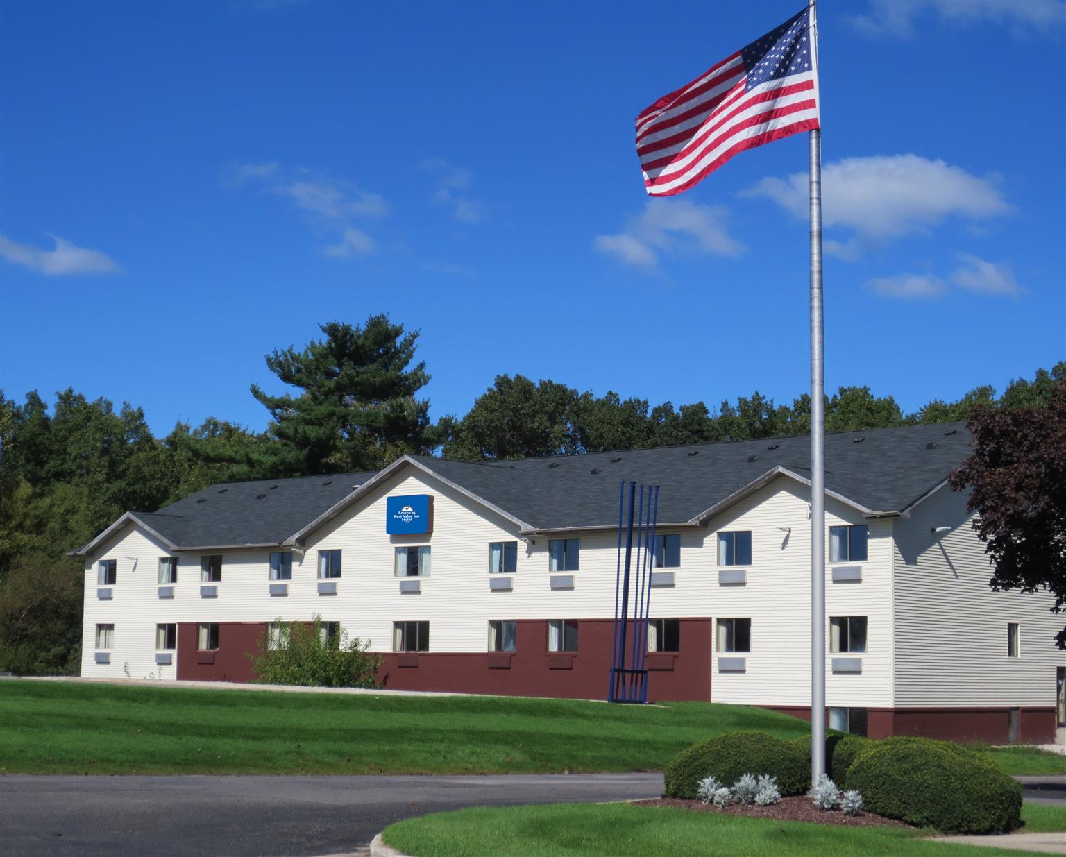 Varios Rodeway Inn