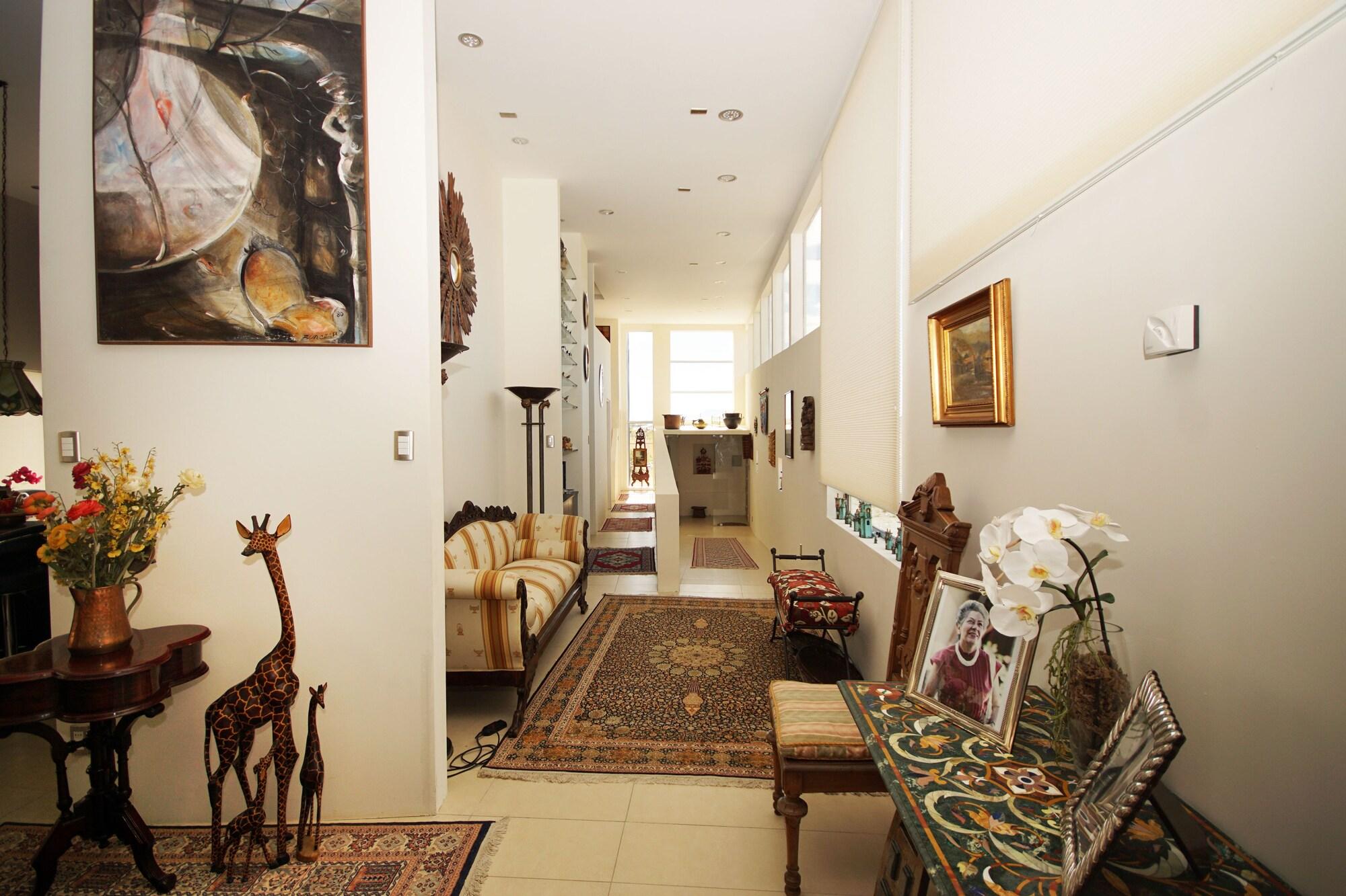 Vista Lobby Appelgren House