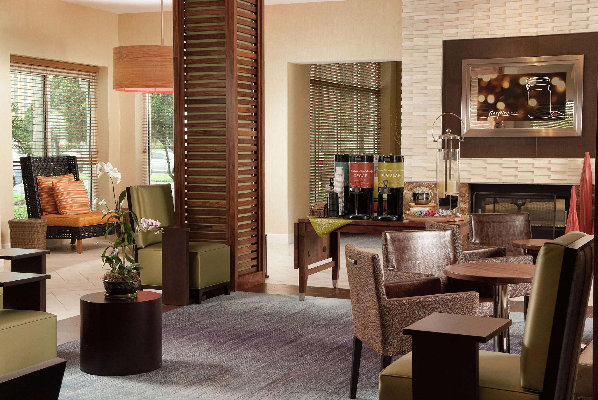 Vista Lobby Hilton Garden Inn Orlando Airport