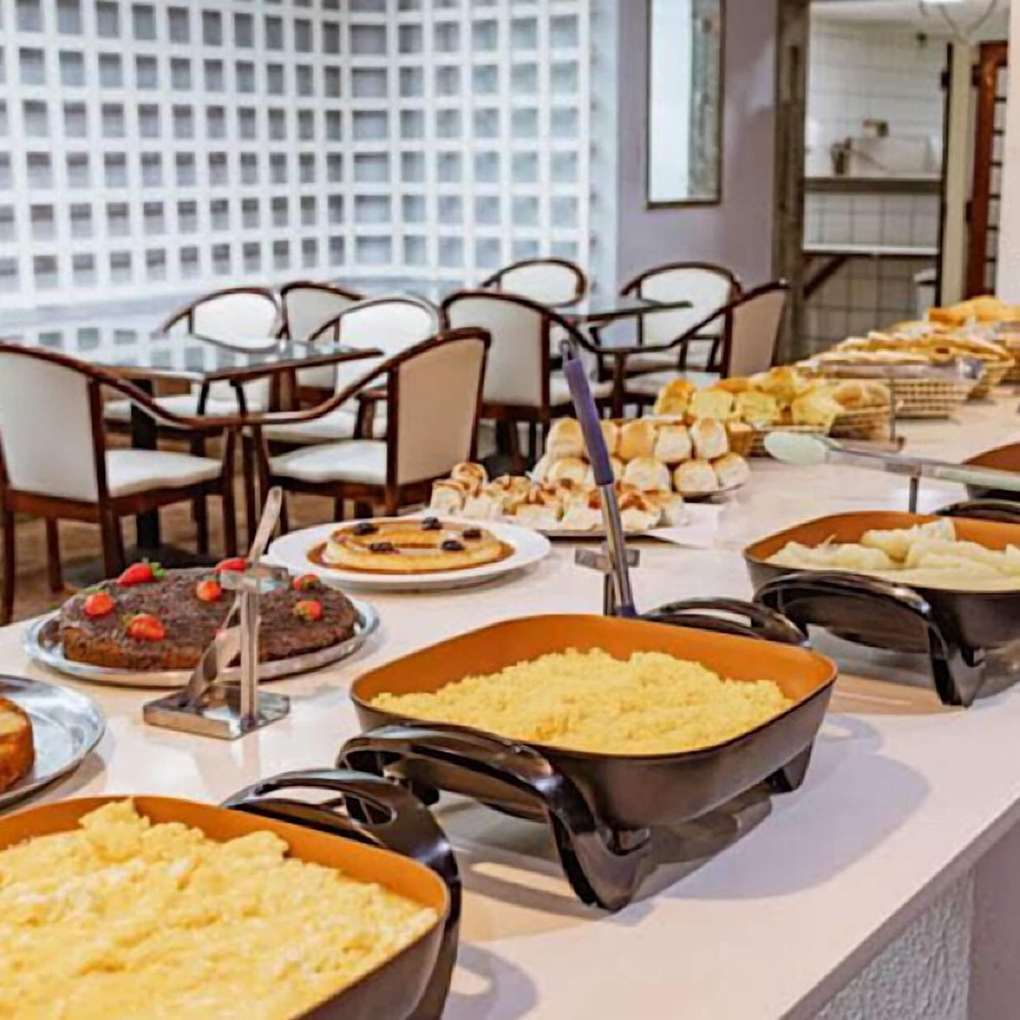 Restaurant Flat luxo enseada