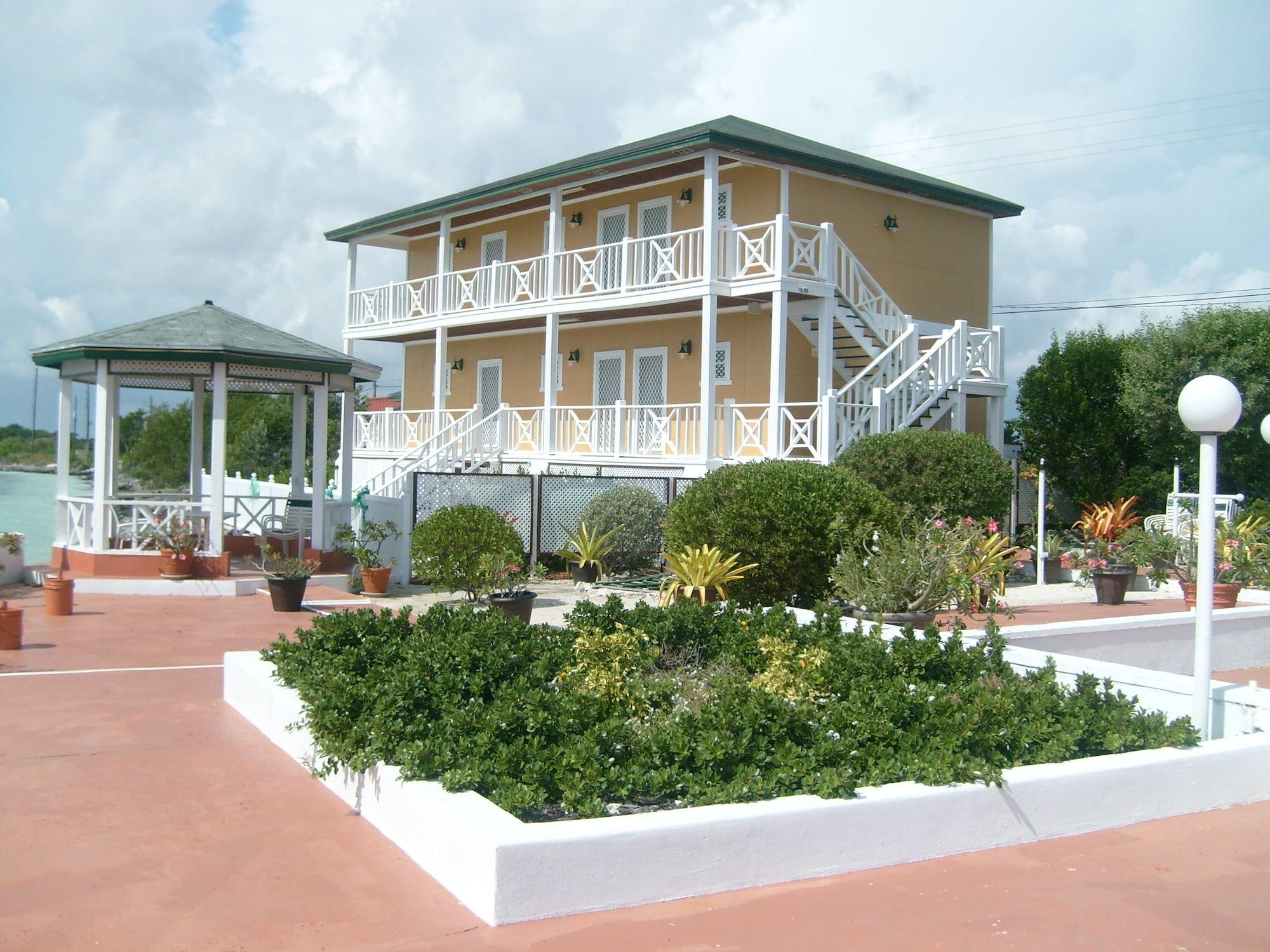 Varios The Pointe Resort & Marina