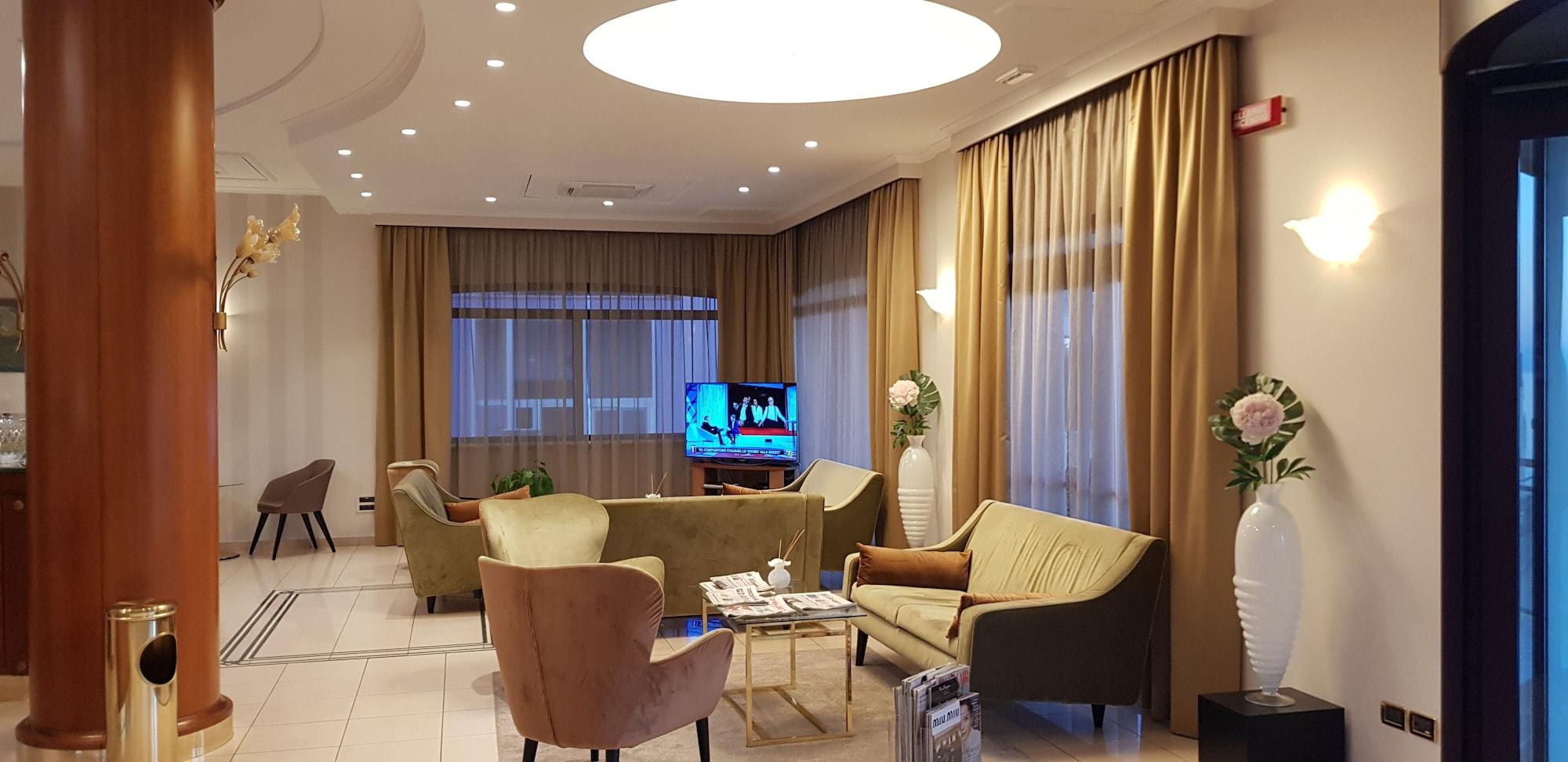 Vista Lobby Hotel Levante