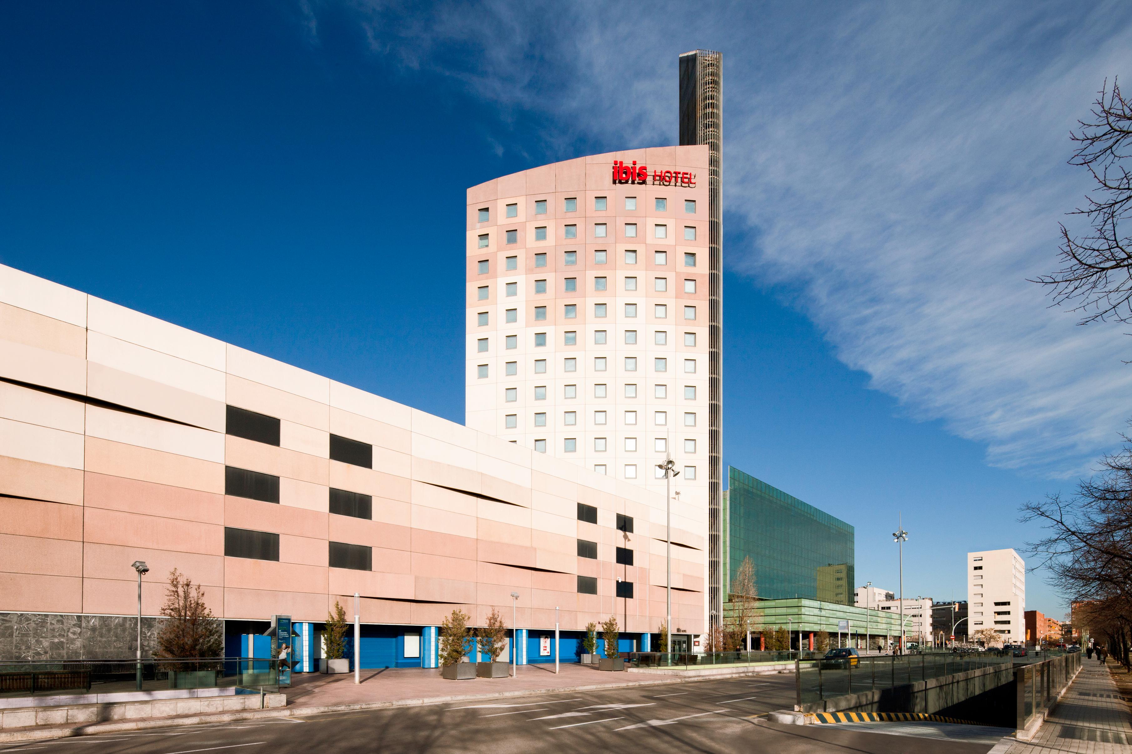 Vista Exterior ibis Barcelona Meridiana