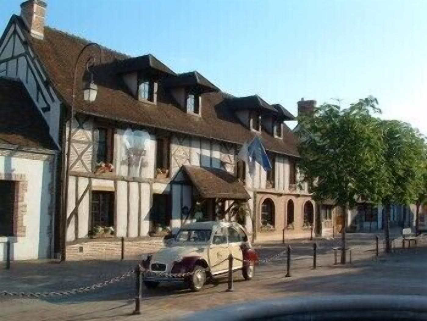 Varios Auberge du Cheval Blanc