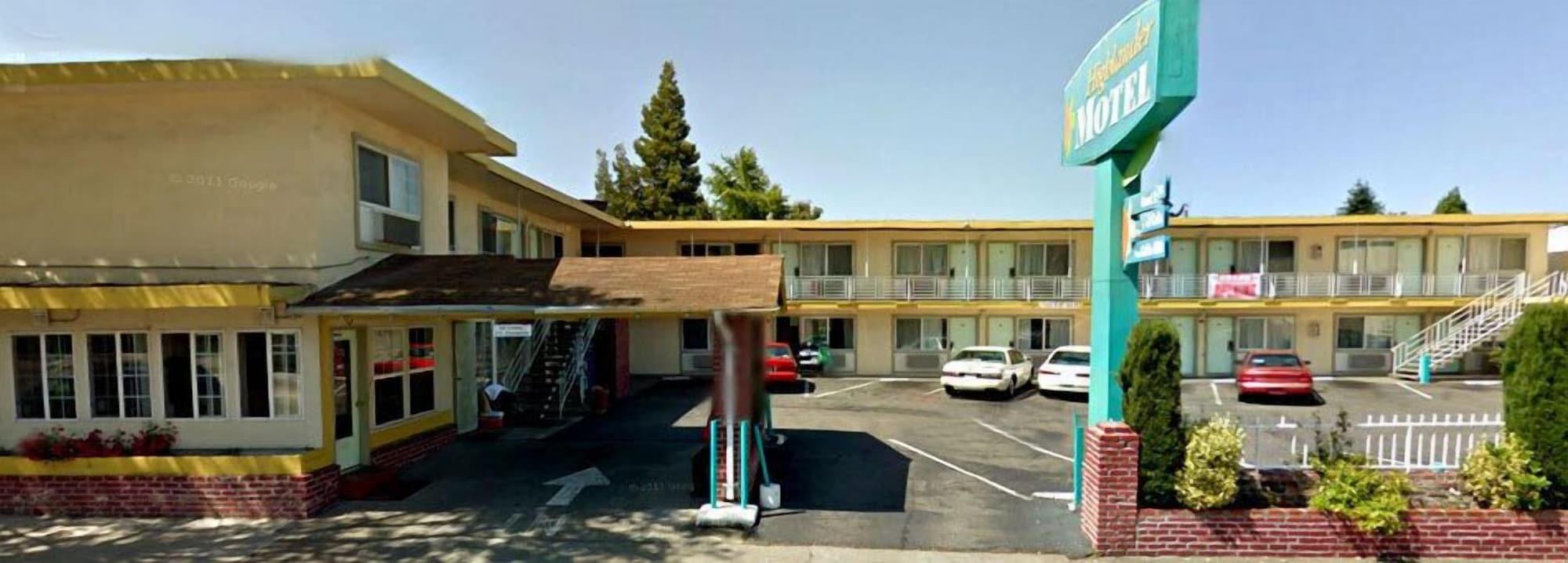 Estacionamiento Highlander Motel