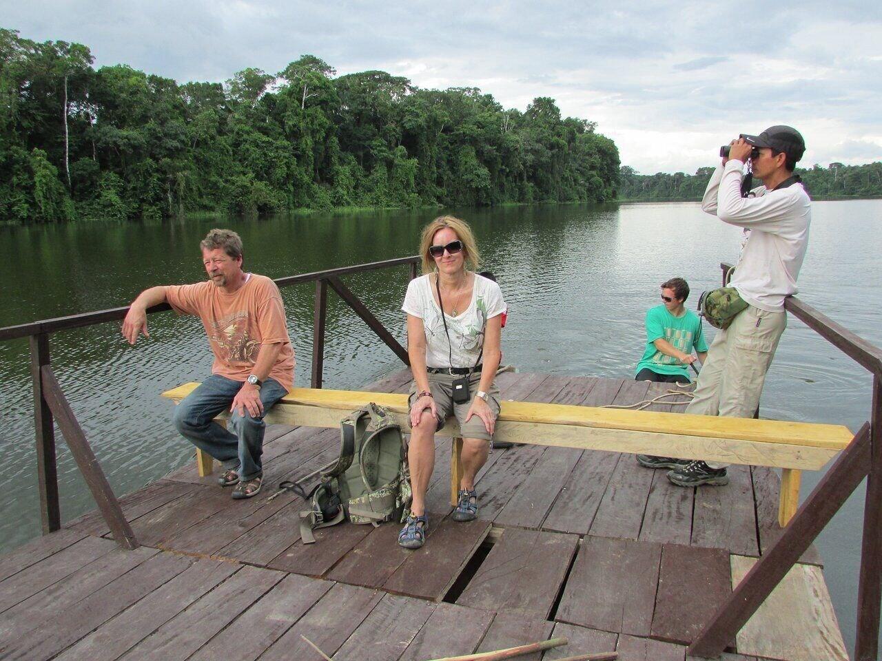 Varios Huitoto Lake Lodge