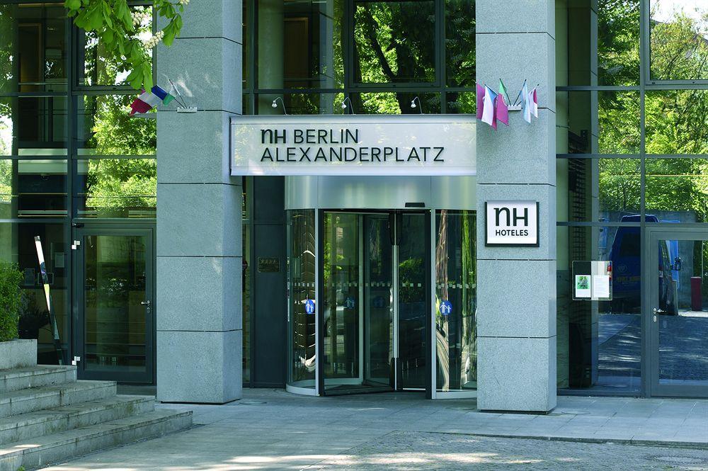 Vista da fachada NH Berlin Alexanderplatz