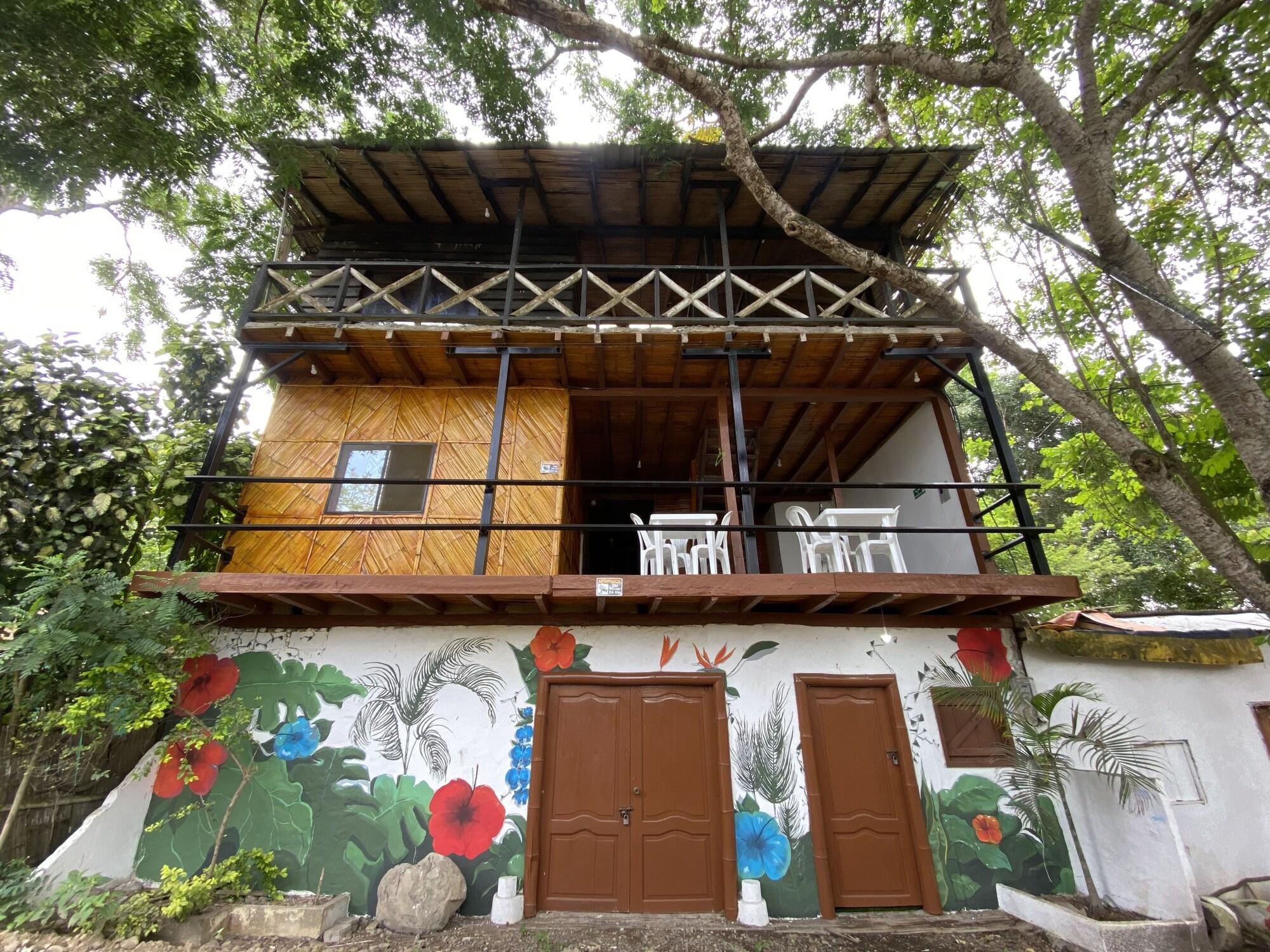 Vista Exterior Check Inn Olón