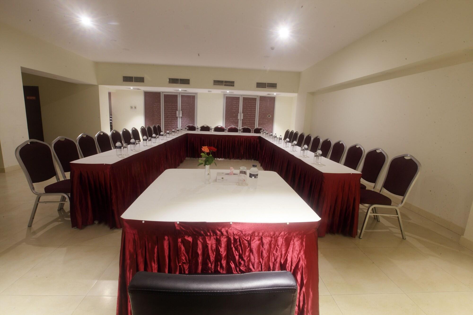 Sala de Reuniones Hotel Grand Park