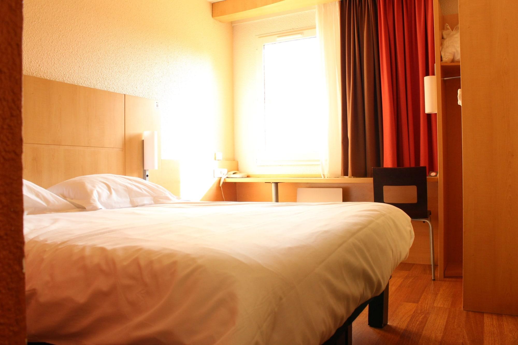 Varios Hôtel ibis Abbeville