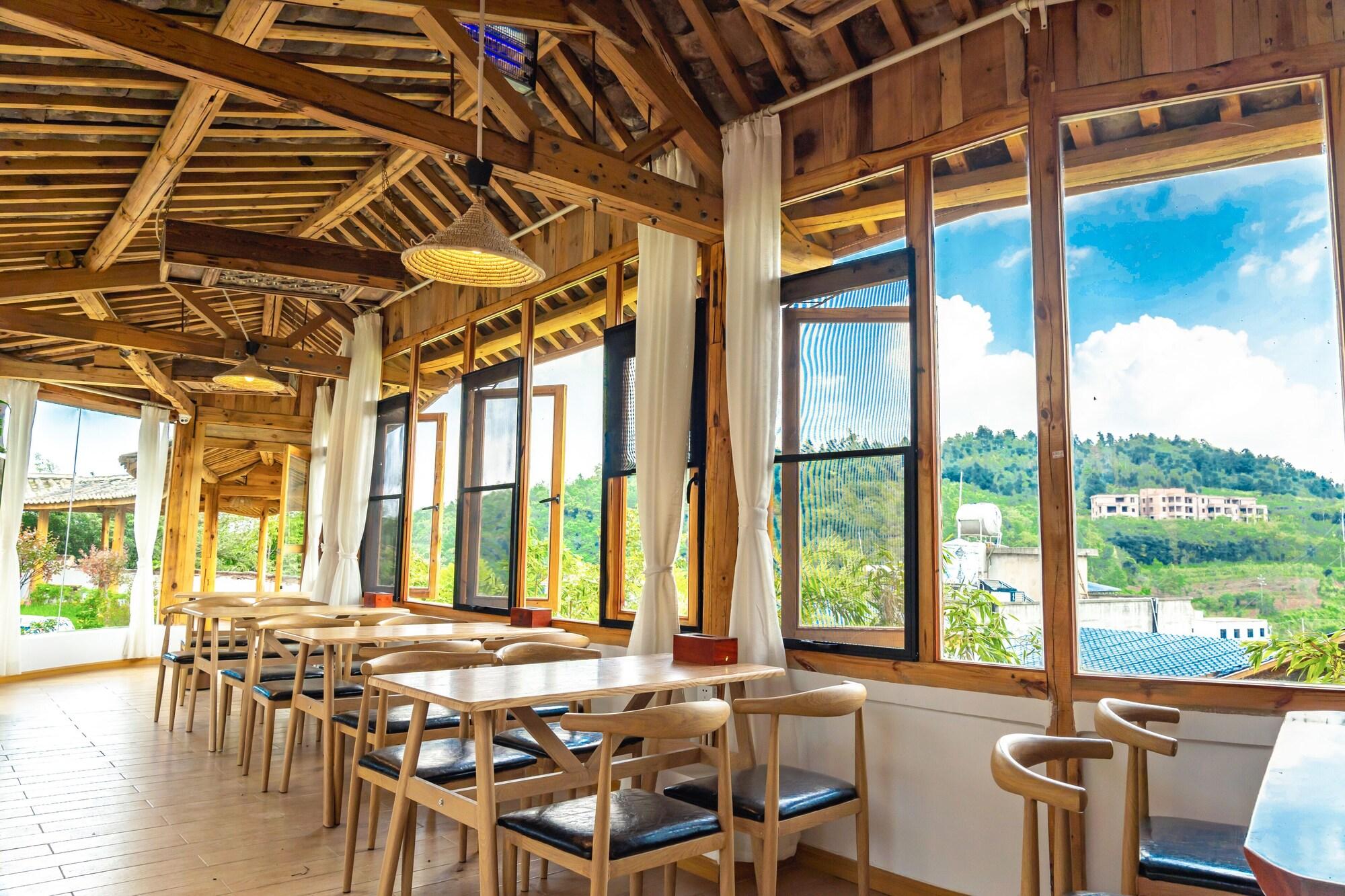 Restaurant Kunming Airport Chun Zhuang Homestay