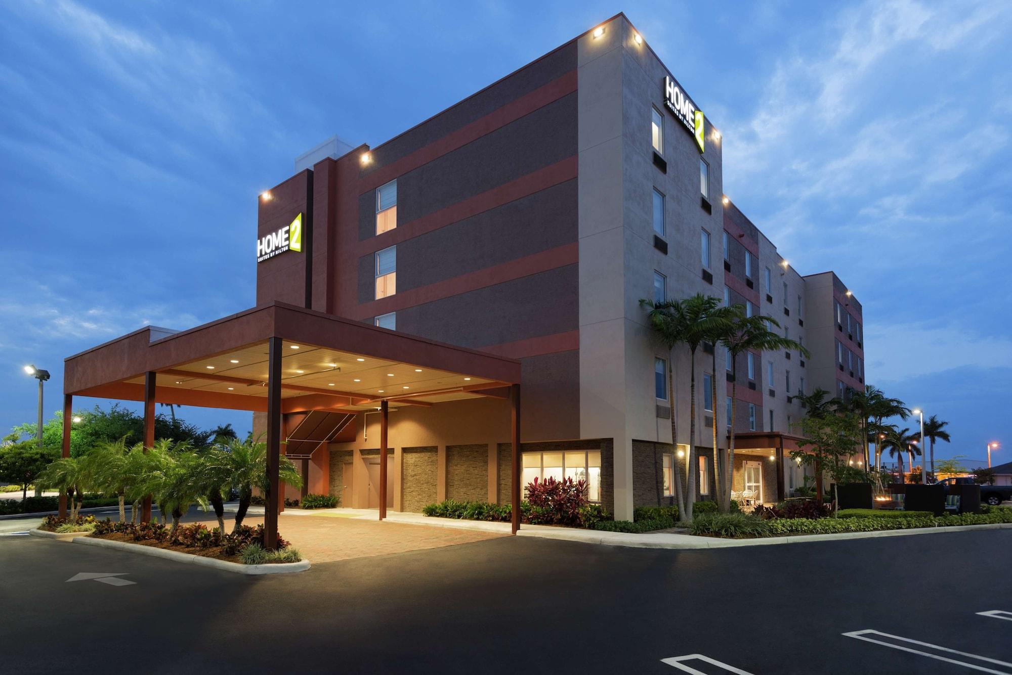 Vista Exterior Home2 Suites by Hilton Florida City, FL
