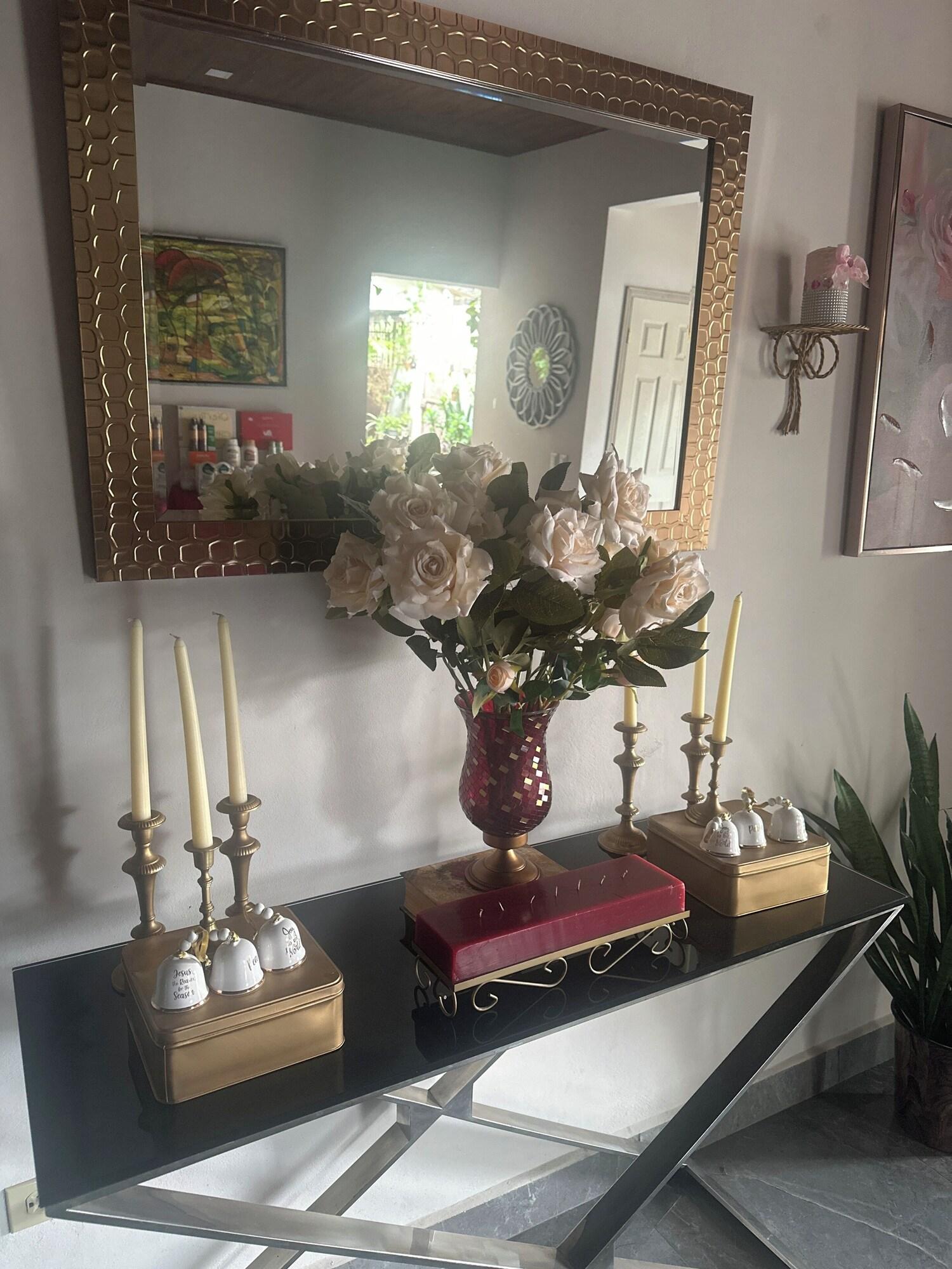 Vista Lobby Patio De Joan