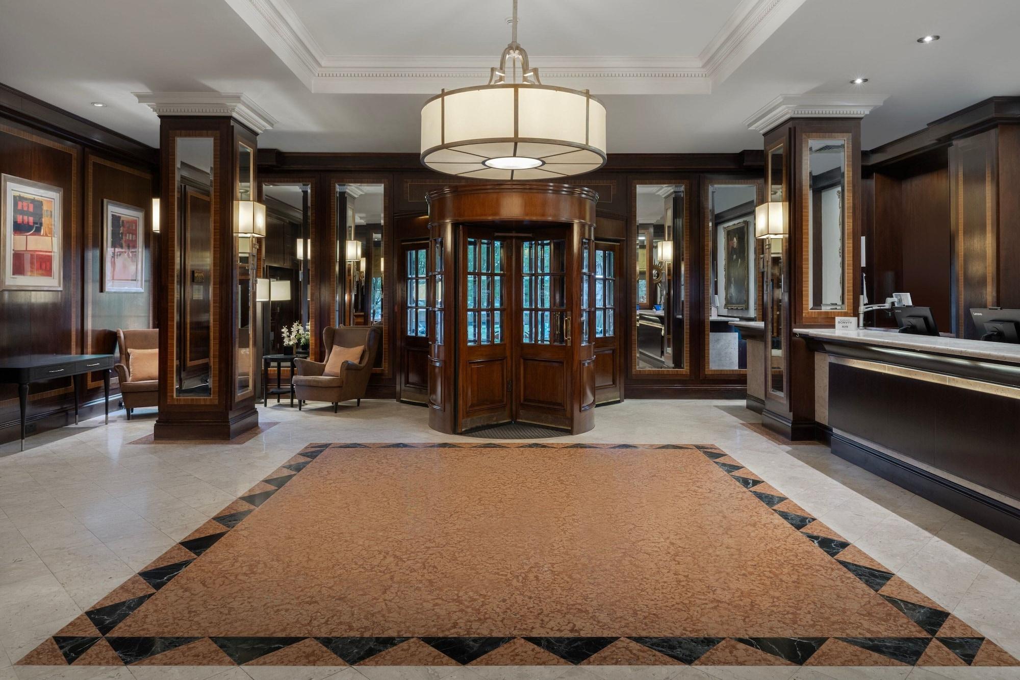 Vista Lobby Delta Hotels by Marriott Birmingham