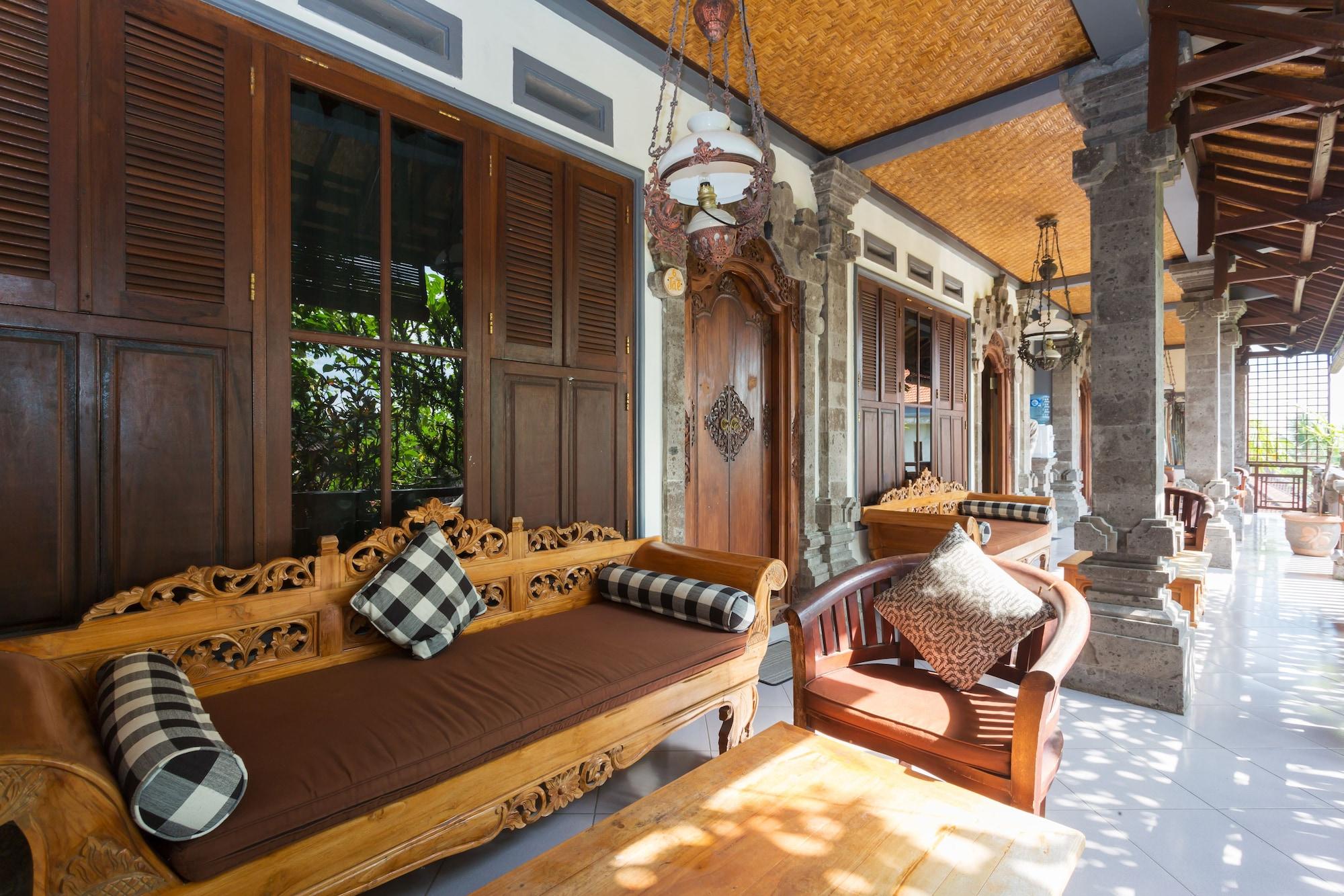 Vista Lobby Rumah Roda